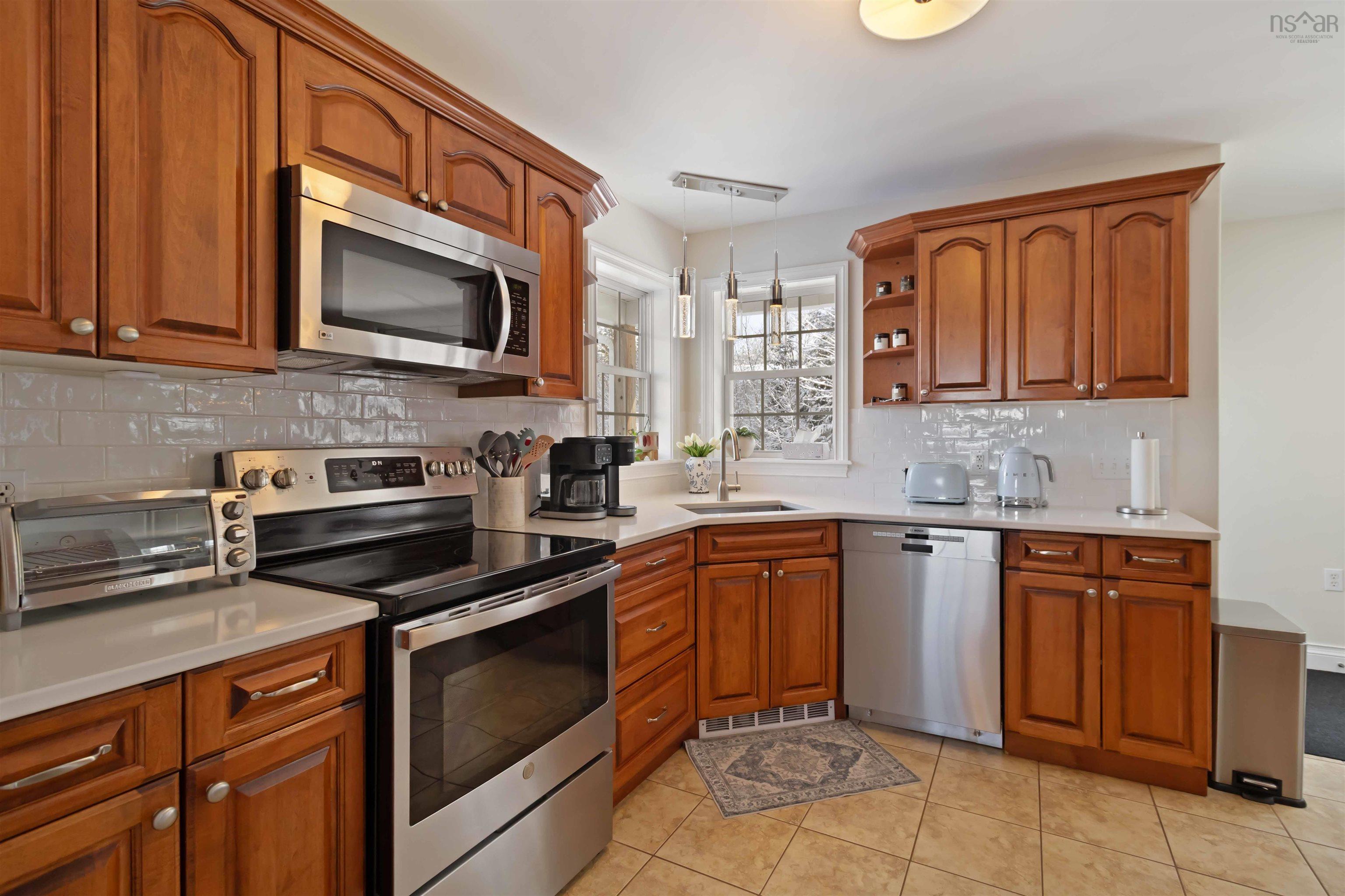 $749,000.00: 11 Forestridge Drive, Conquerall Mills