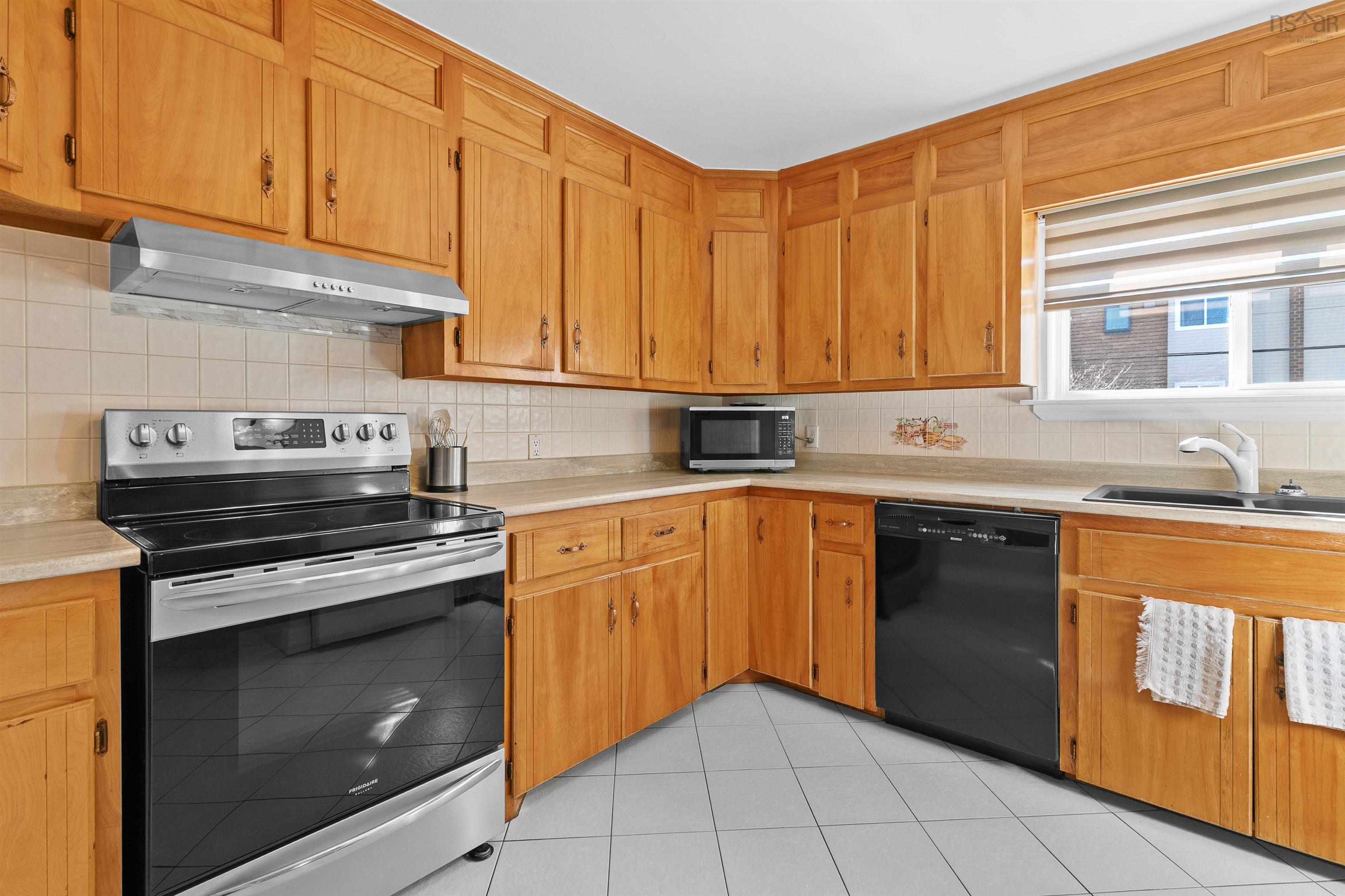 5568 Carriageway Crescent, North End, NS (MLS 202602571)