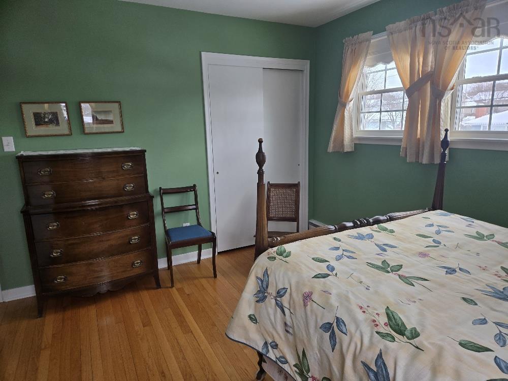 $559,900.00: 35 Fairview Drive, Truro