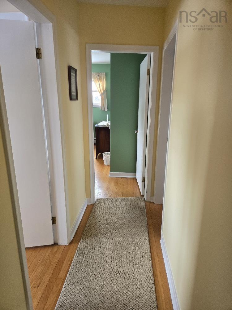 $559,900.00: 35 Fairview Drive, Truro