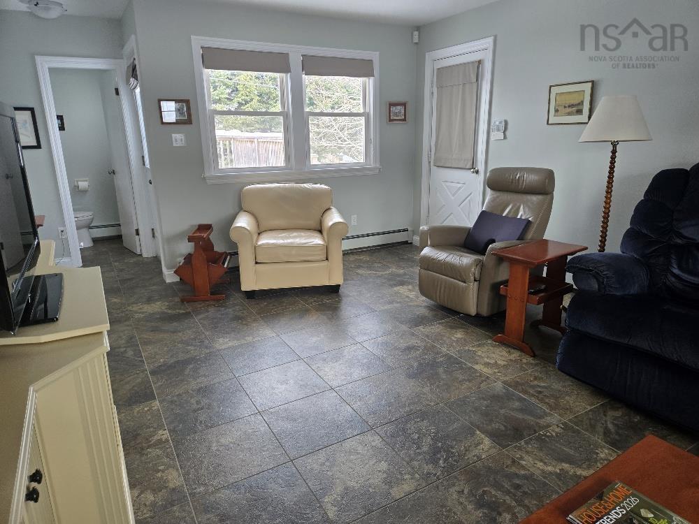 $559,900.00: 35 Fairview Drive, Truro