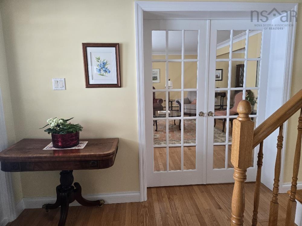 $559,900.00: 35 Fairview Drive, Truro