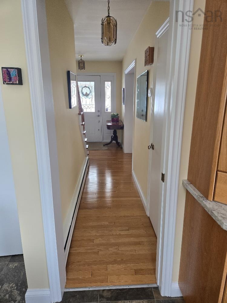 $559,900.00: 35 Fairview Drive, Truro