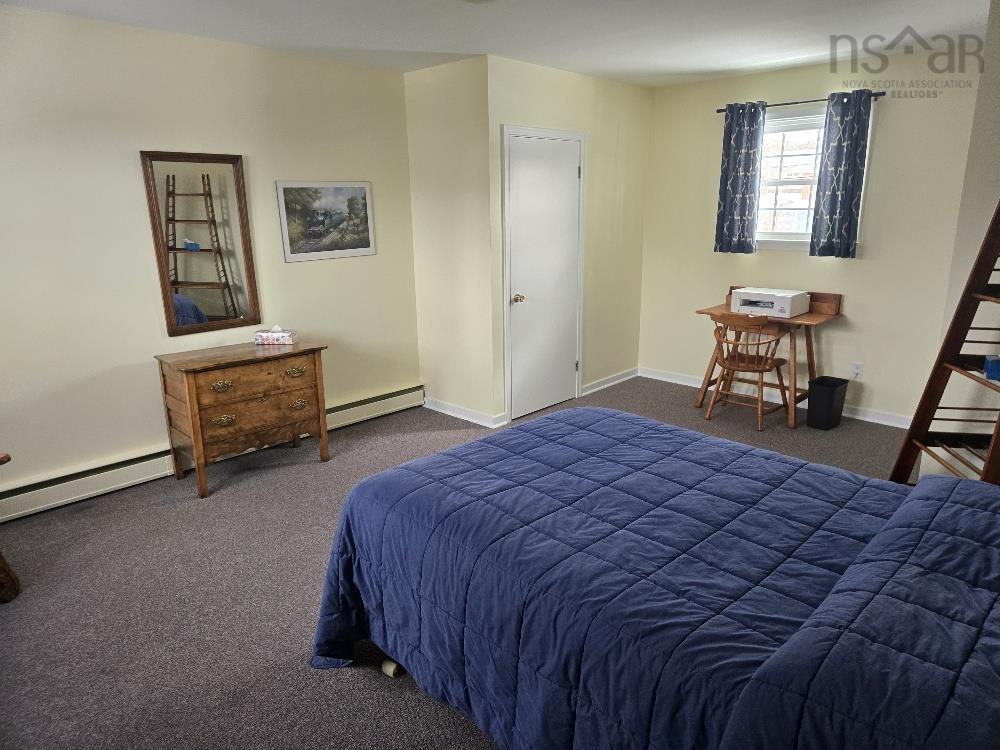 $559,900.00: 35 Fairview Drive, Truro