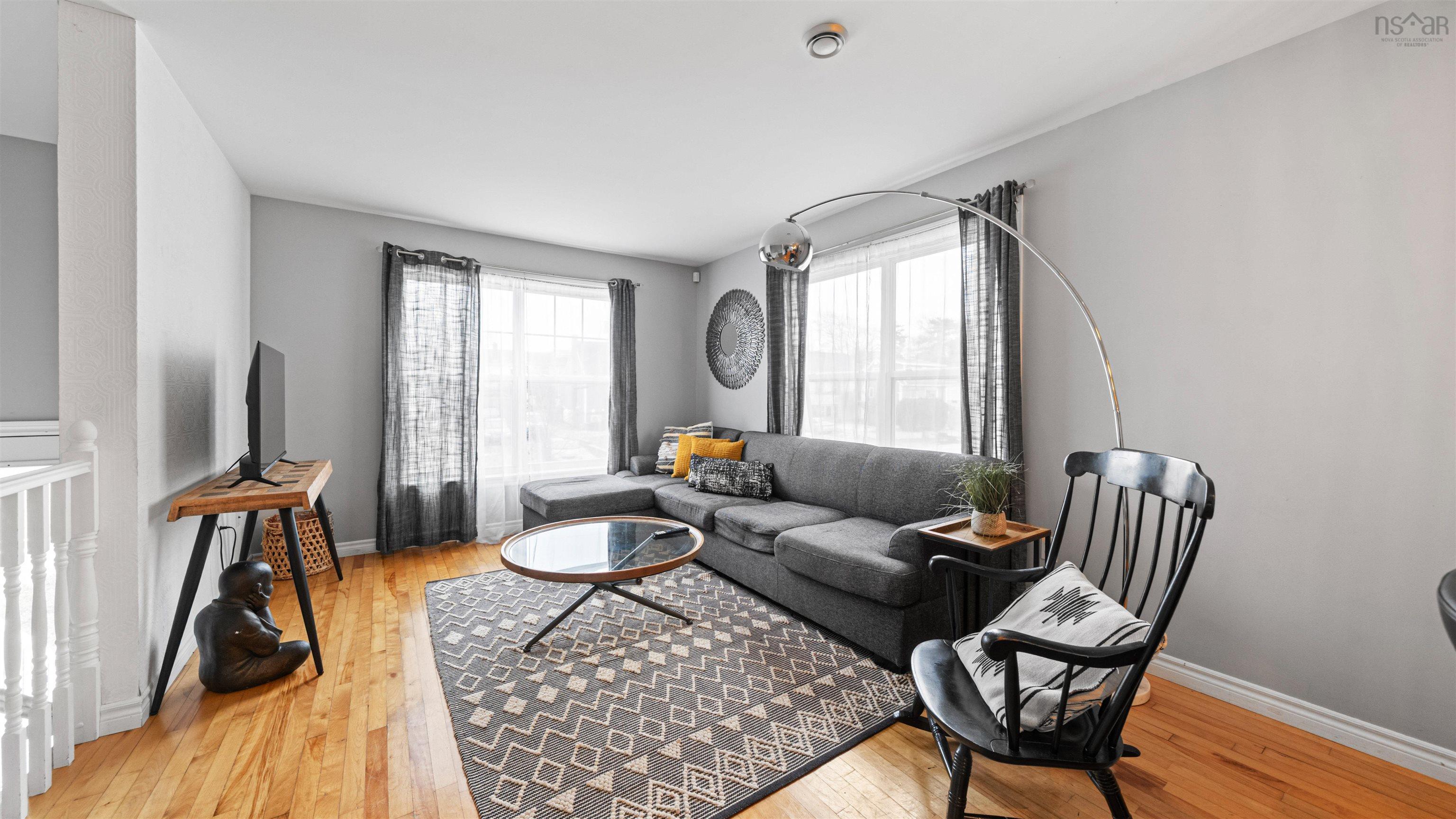 $609,000.00: 45 Melrose Avenue, Halifax