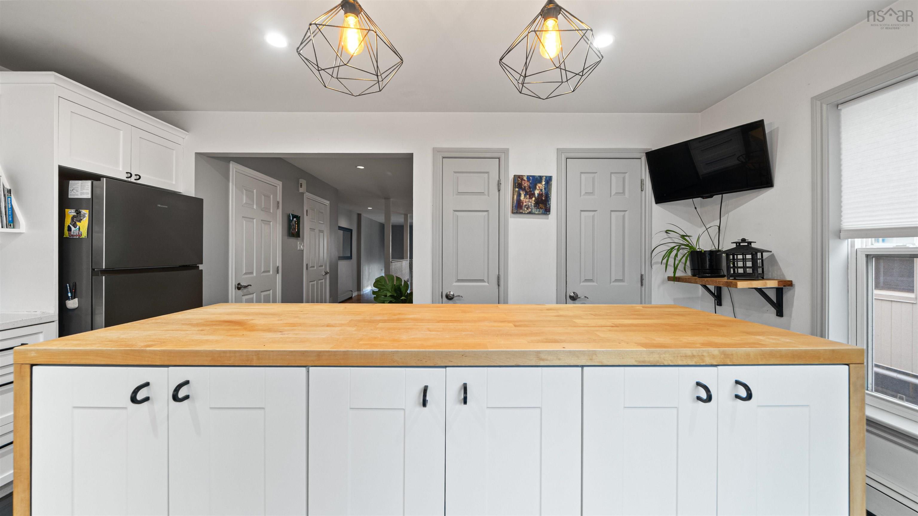 $609,000.00: 45 Melrose Avenue, Halifax