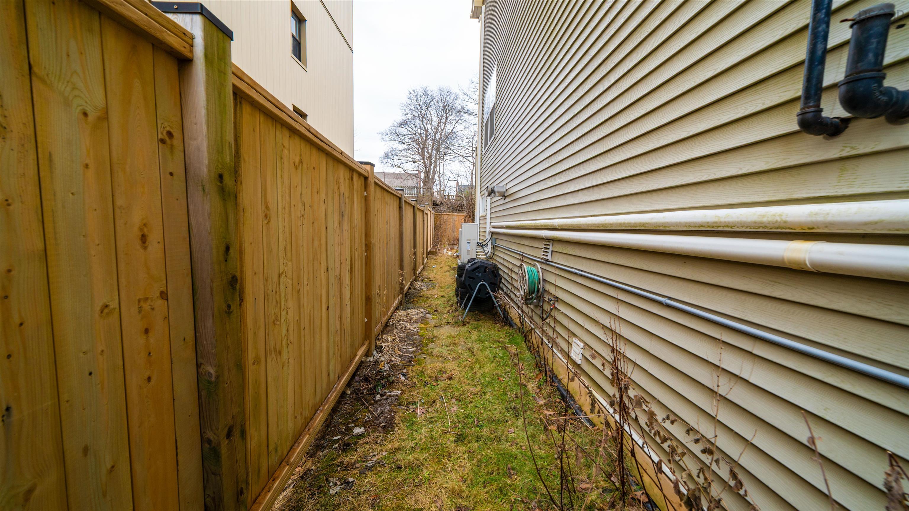 $609,000.00: 45 Melrose Avenue, Halifax