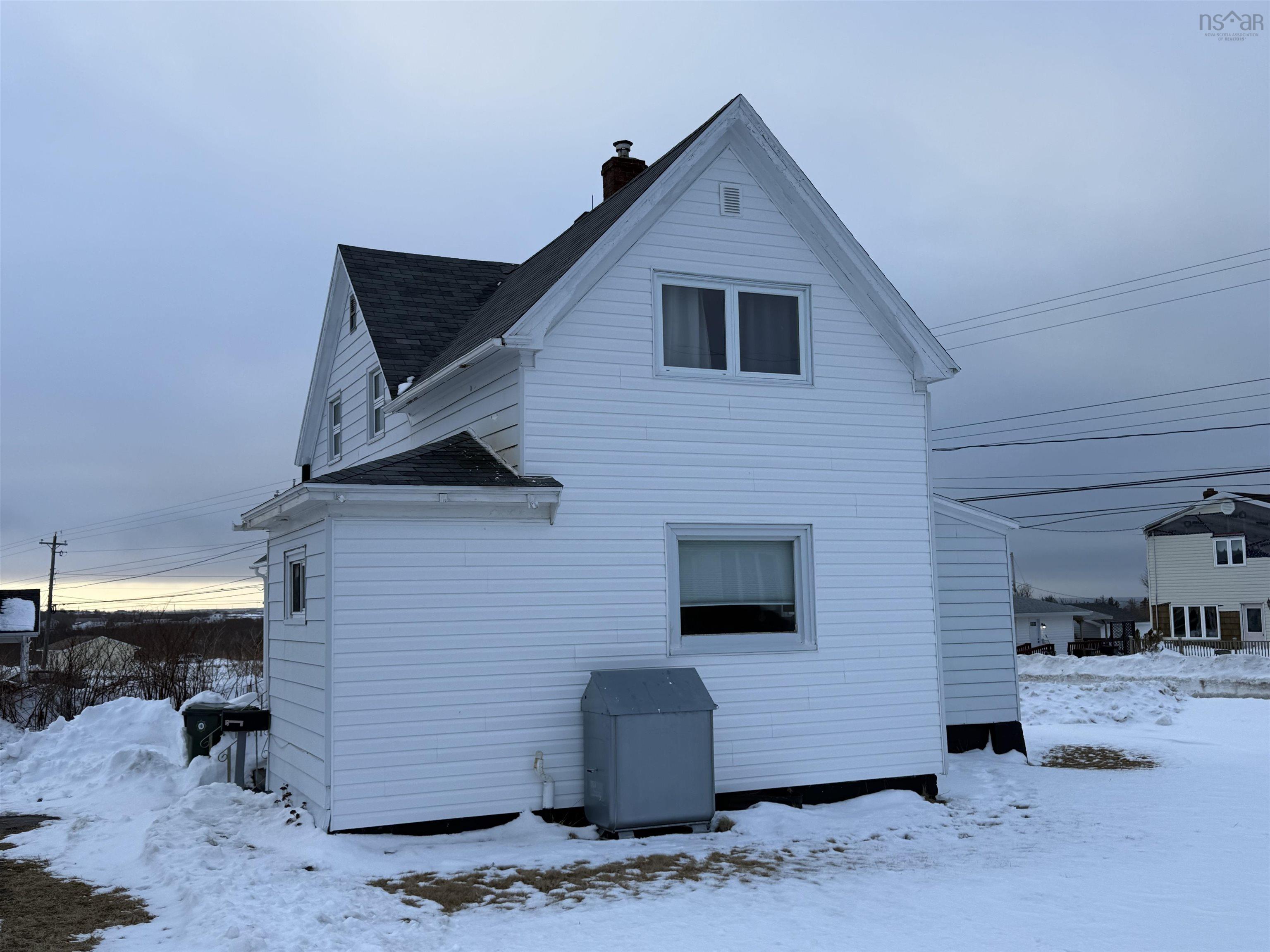 $189,000.00: 119 Connaught Avenue, Glace Bay