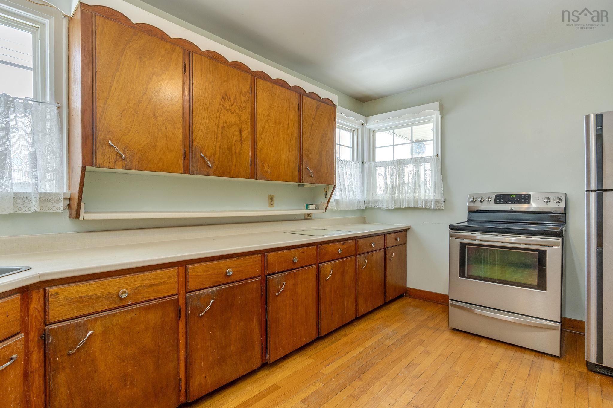 $465,000.00: 24 Penhorn Drive, Dartmouth