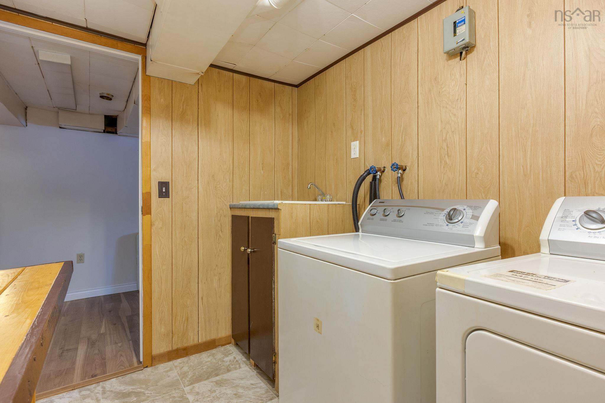 $465,000.00: 24 Penhorn Drive, Dartmouth