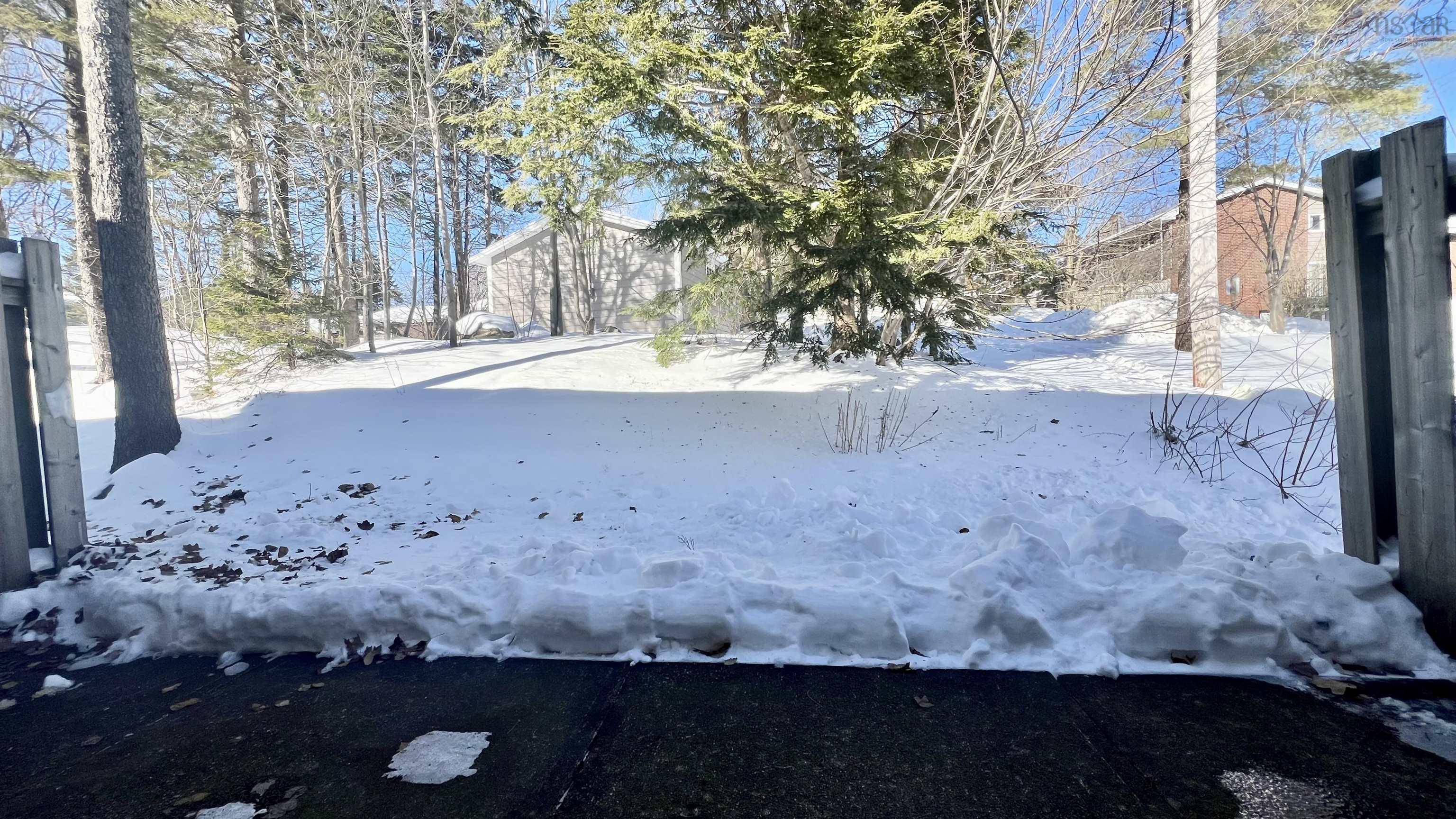 $399,900.00: 15 Braeside Lane, Halifax