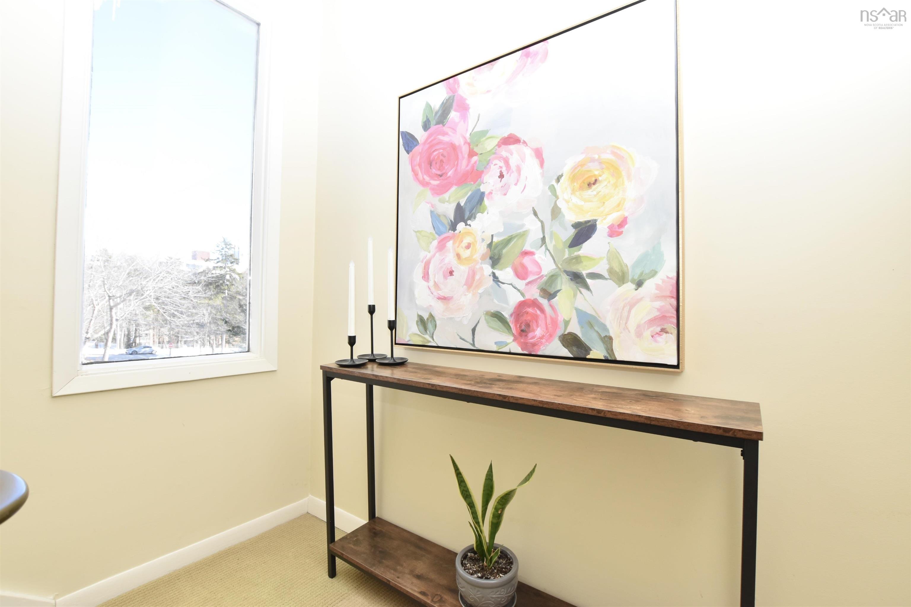 $399,900.00: 15 Braeside Lane, Halifax