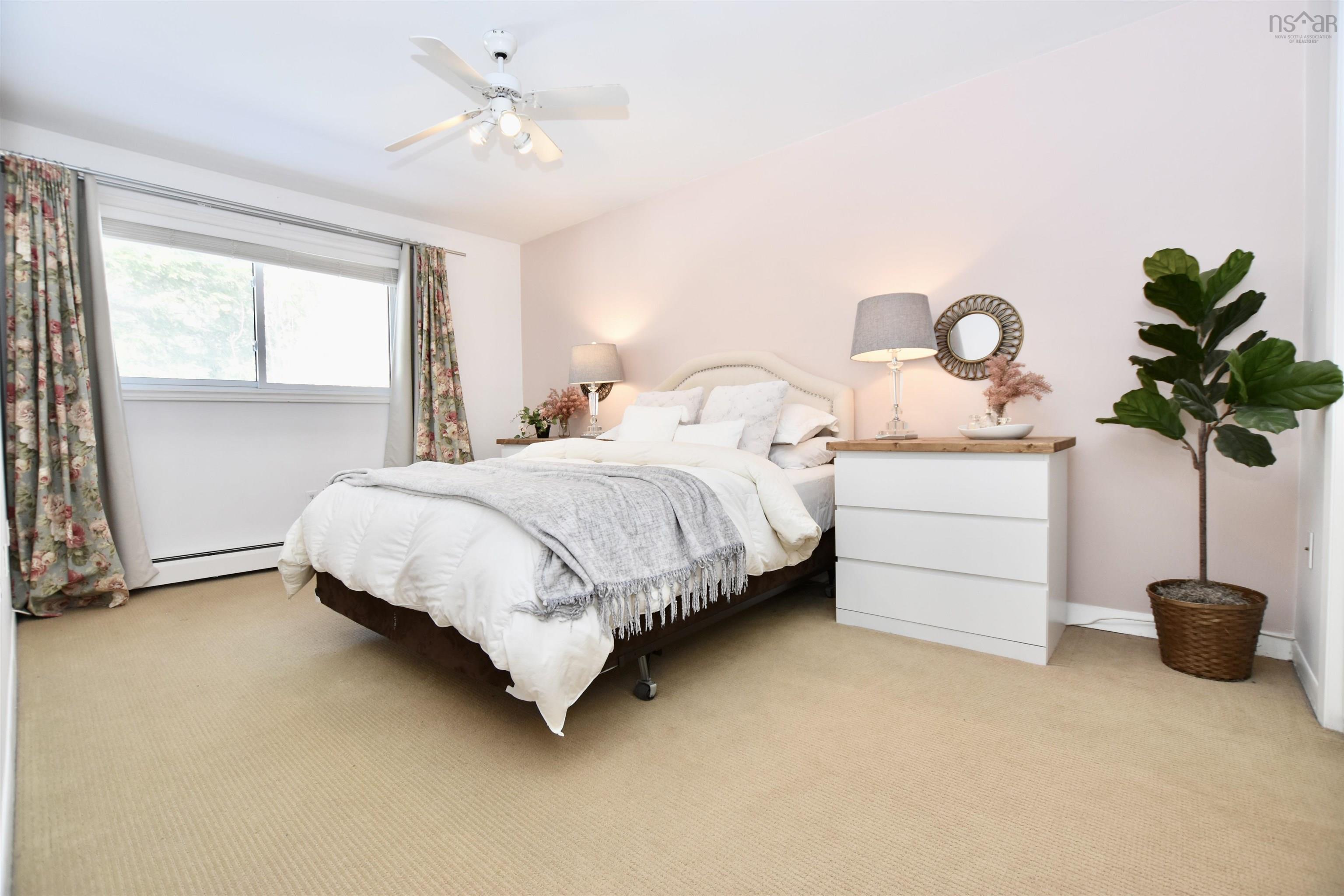 $399,900.00: 15 Braeside Lane, Halifax