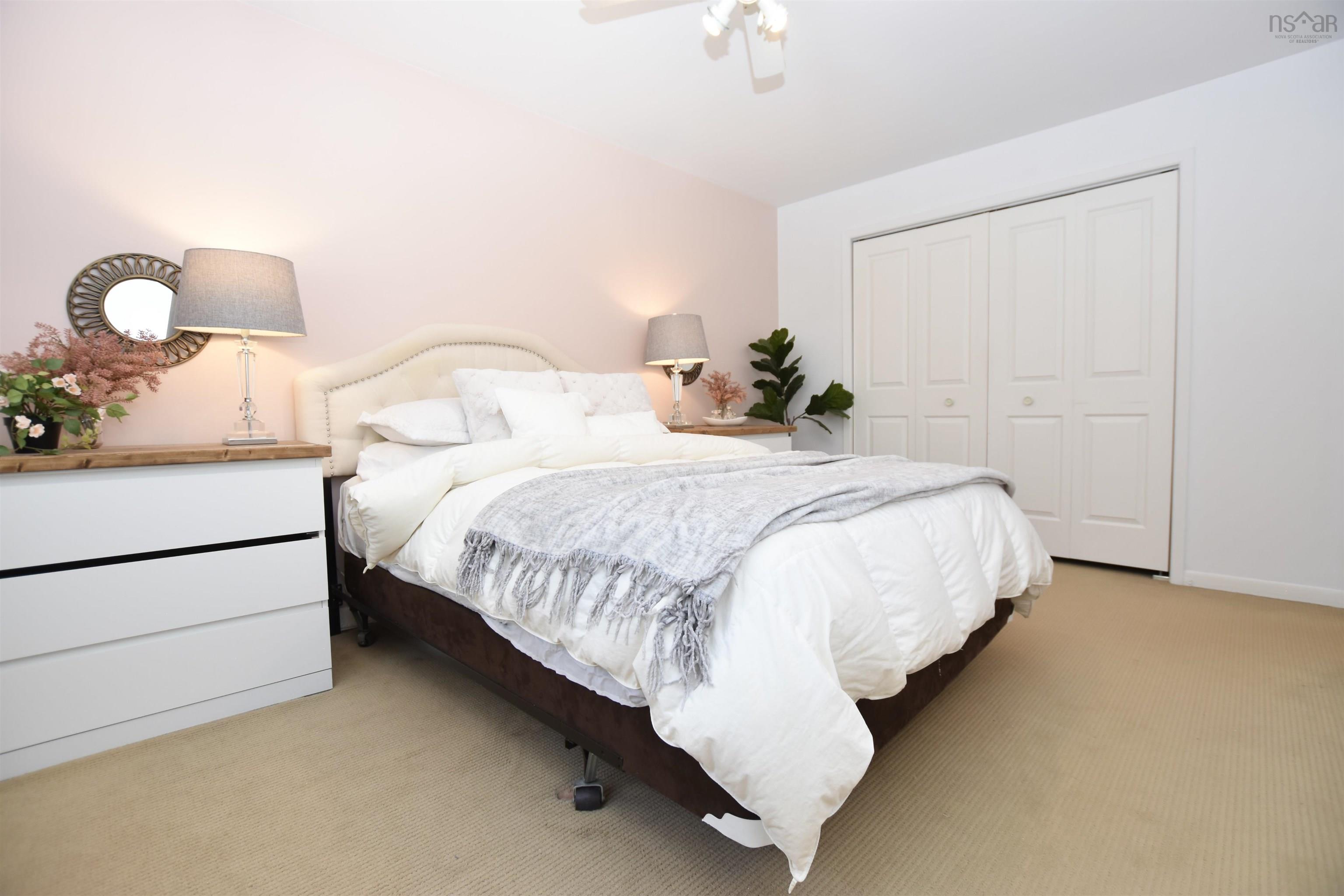 $399,900.00: 15 Braeside Lane, Halifax