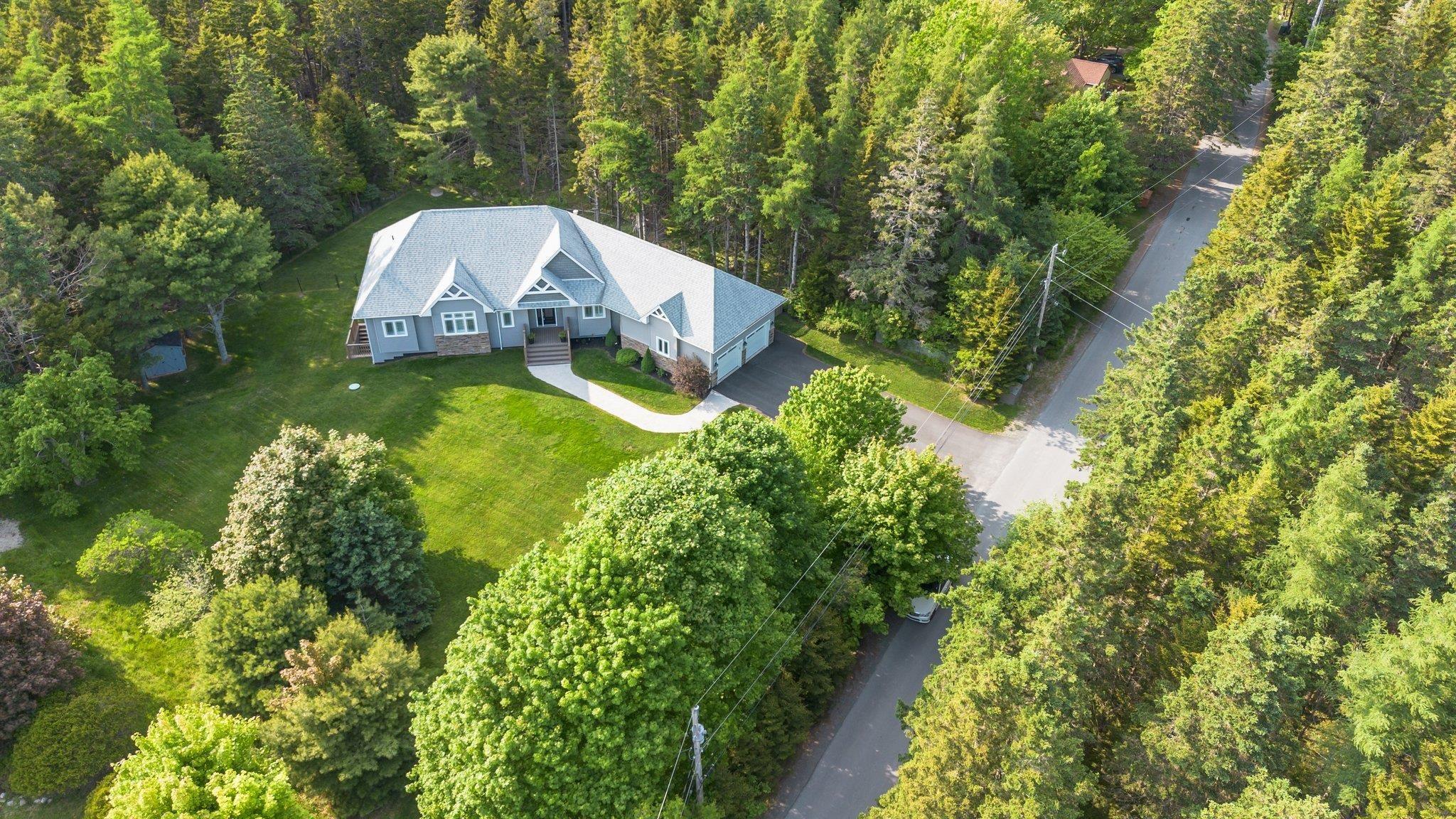 $997,900.00: 331 Masons Point Road, Head Of St. Margarets Bay