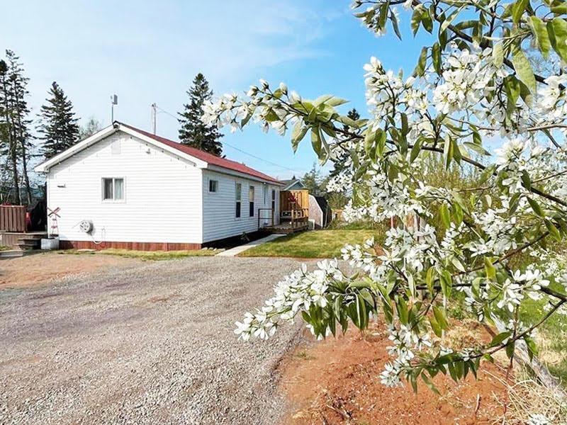 $210,000.00: 40 Jackson Point Road, Tidnish Bridge