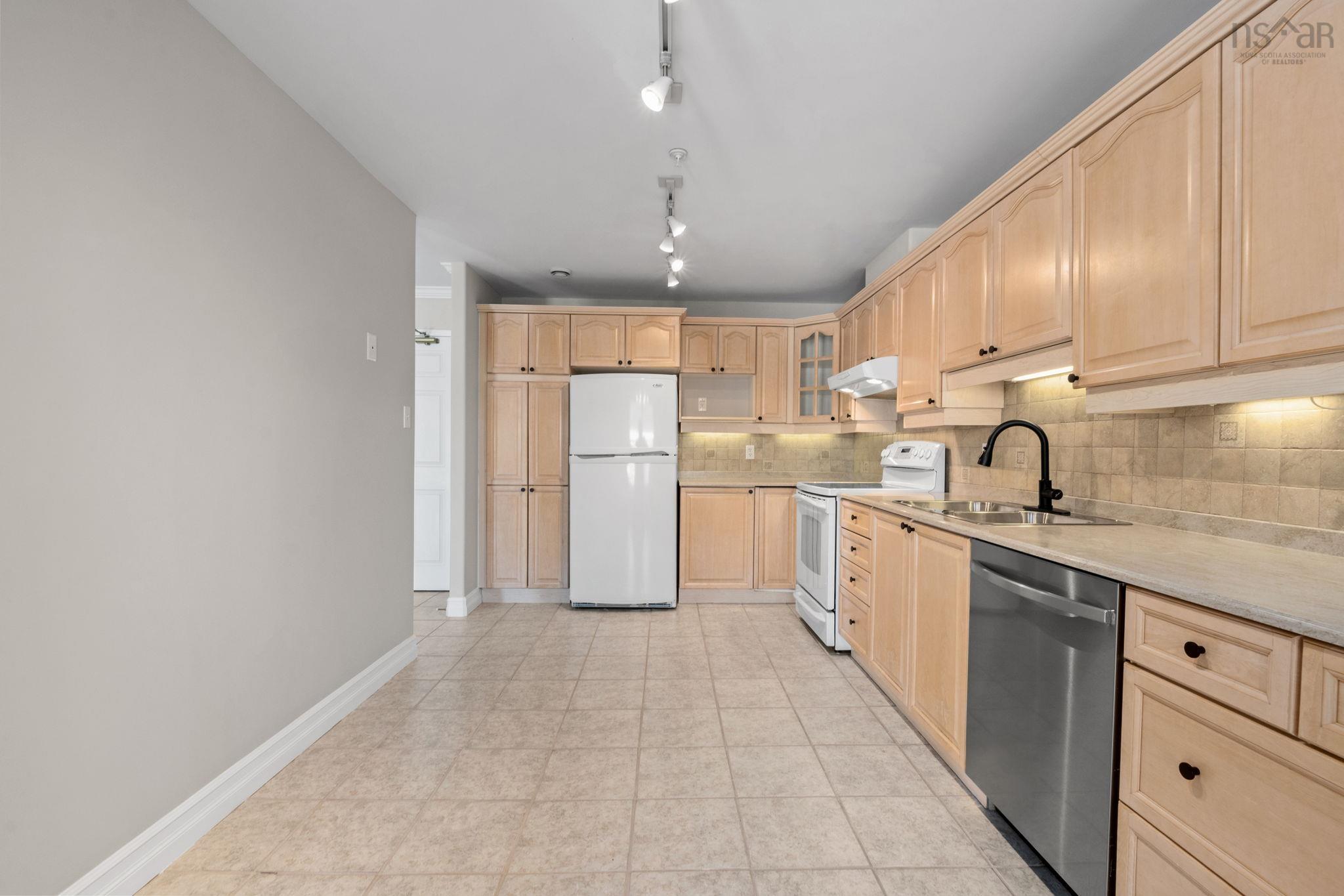 $499,900.00: 503-429 Parkland Drive, Halifax