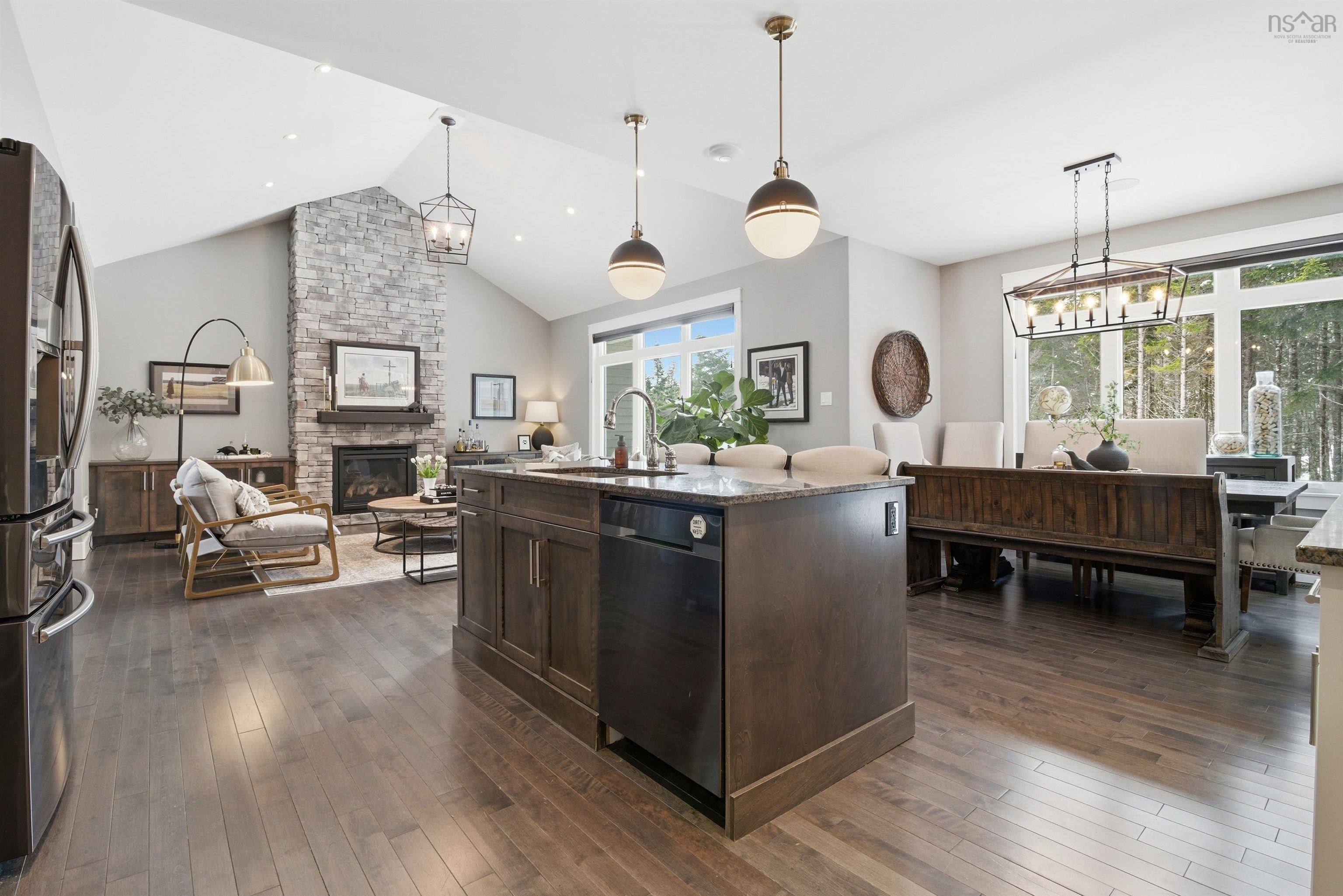 $699,900.00: 12 Poplar Way, Ardoise