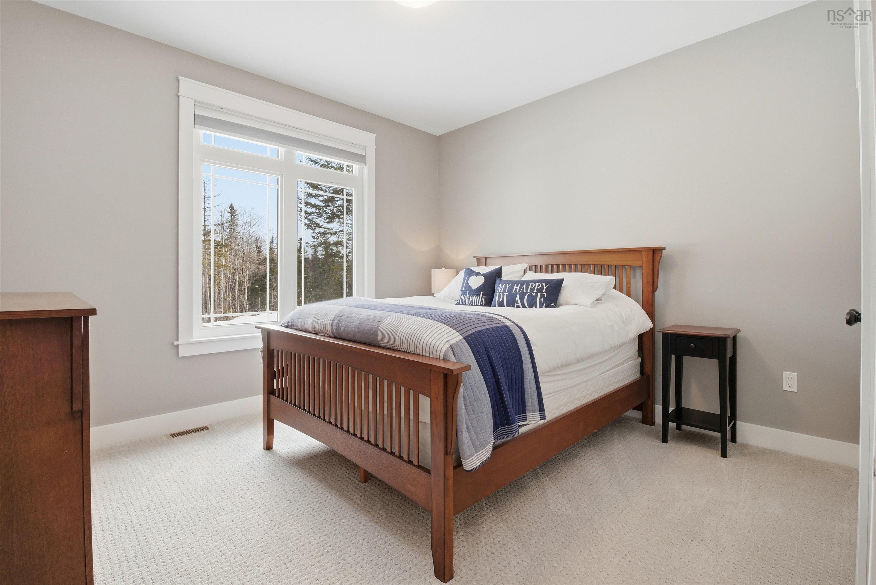 $699,900.00: 12 Poplar Way, Ardoise