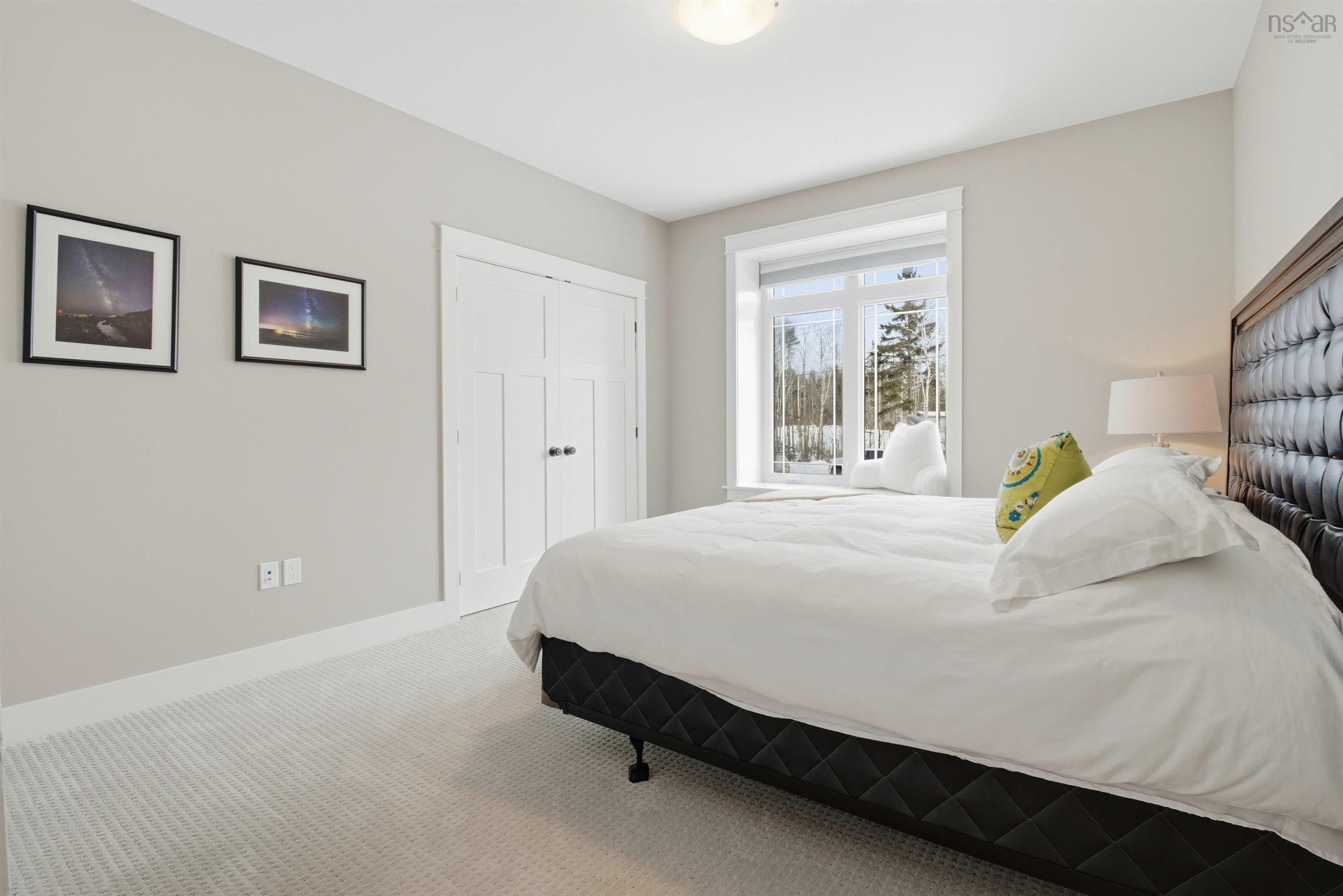 $699,900.00: 12 Poplar Way, Ardoise