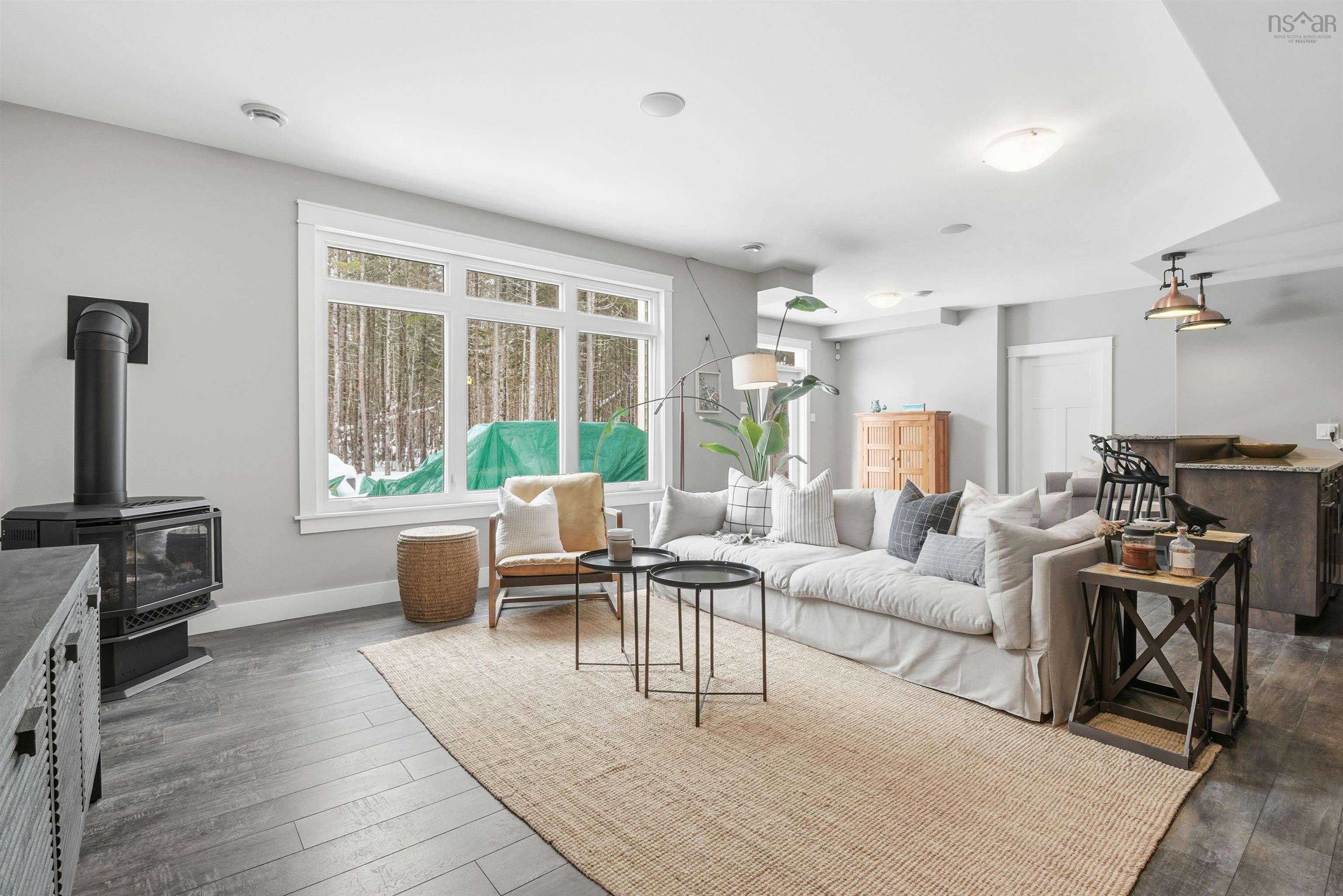 $699,900.00: 12 Poplar Way, Ardoise