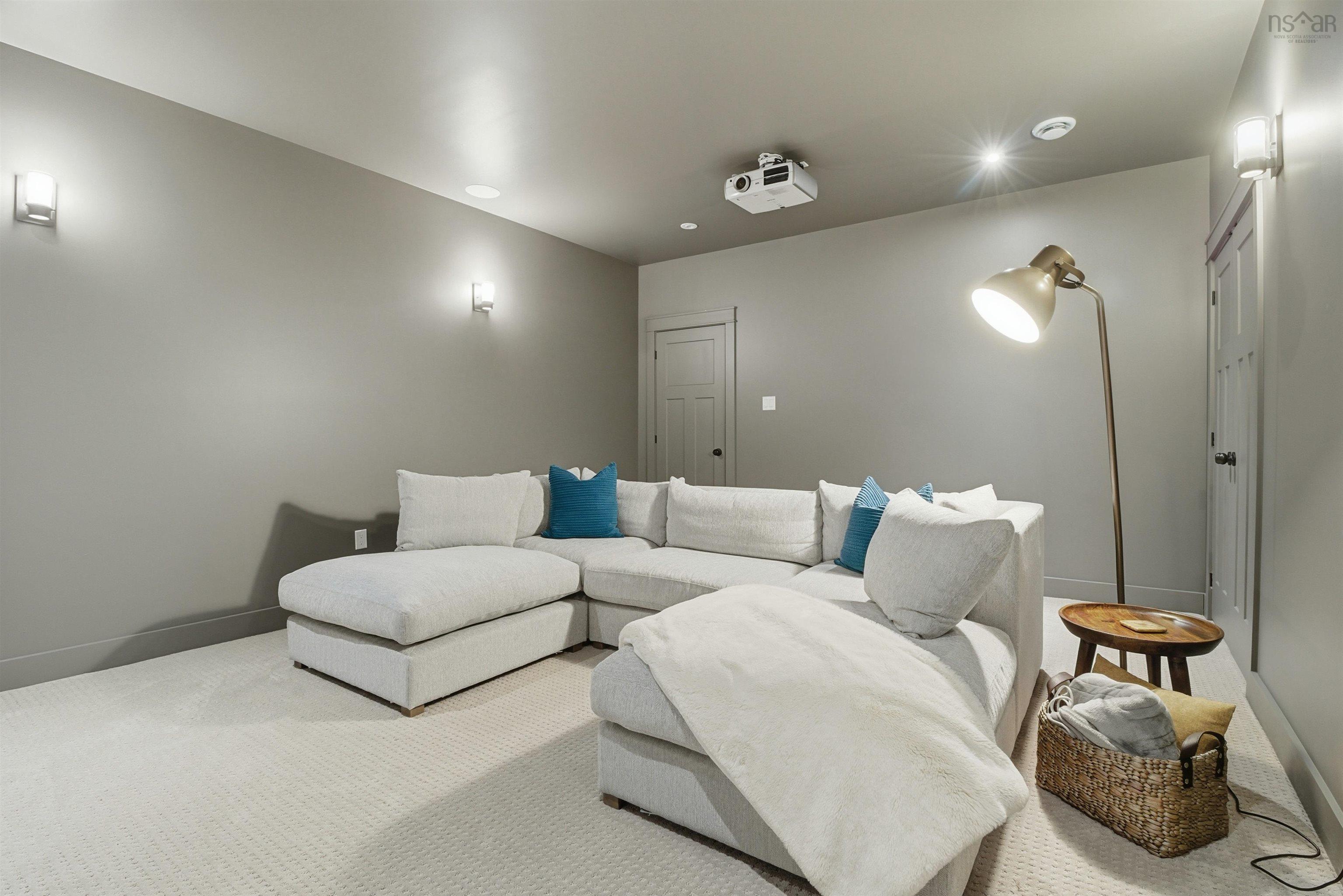 $699,900.00: 12 Poplar Way, Ardoise