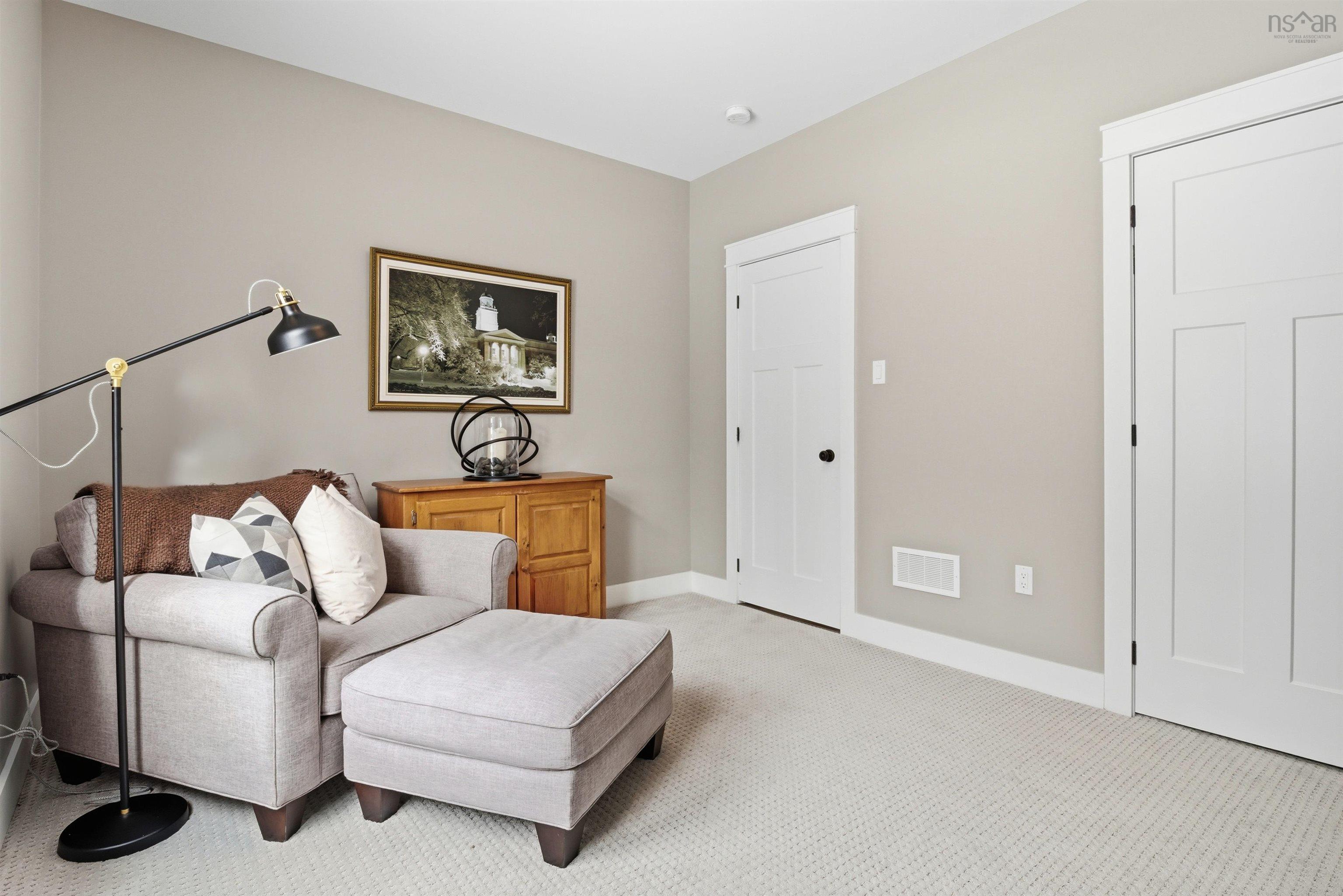 $699,900.00: 12 Poplar Way, Ardoise