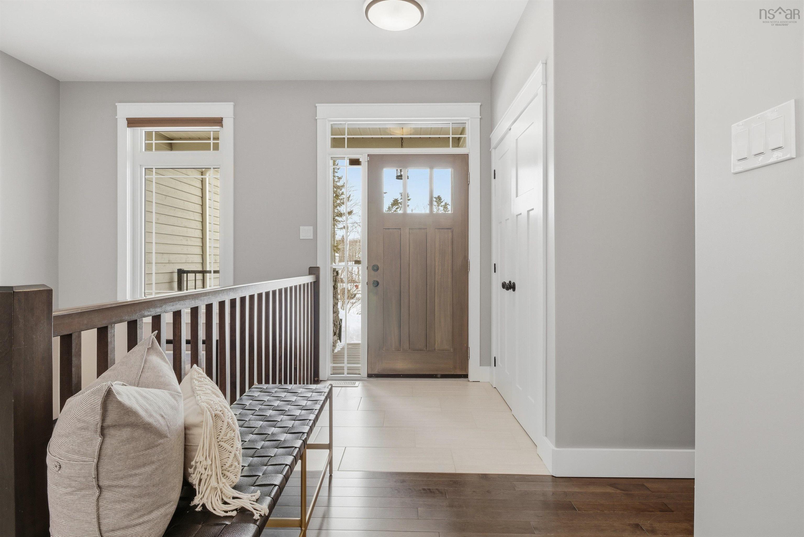 $699,900.00: 12 Poplar Way, Ardoise