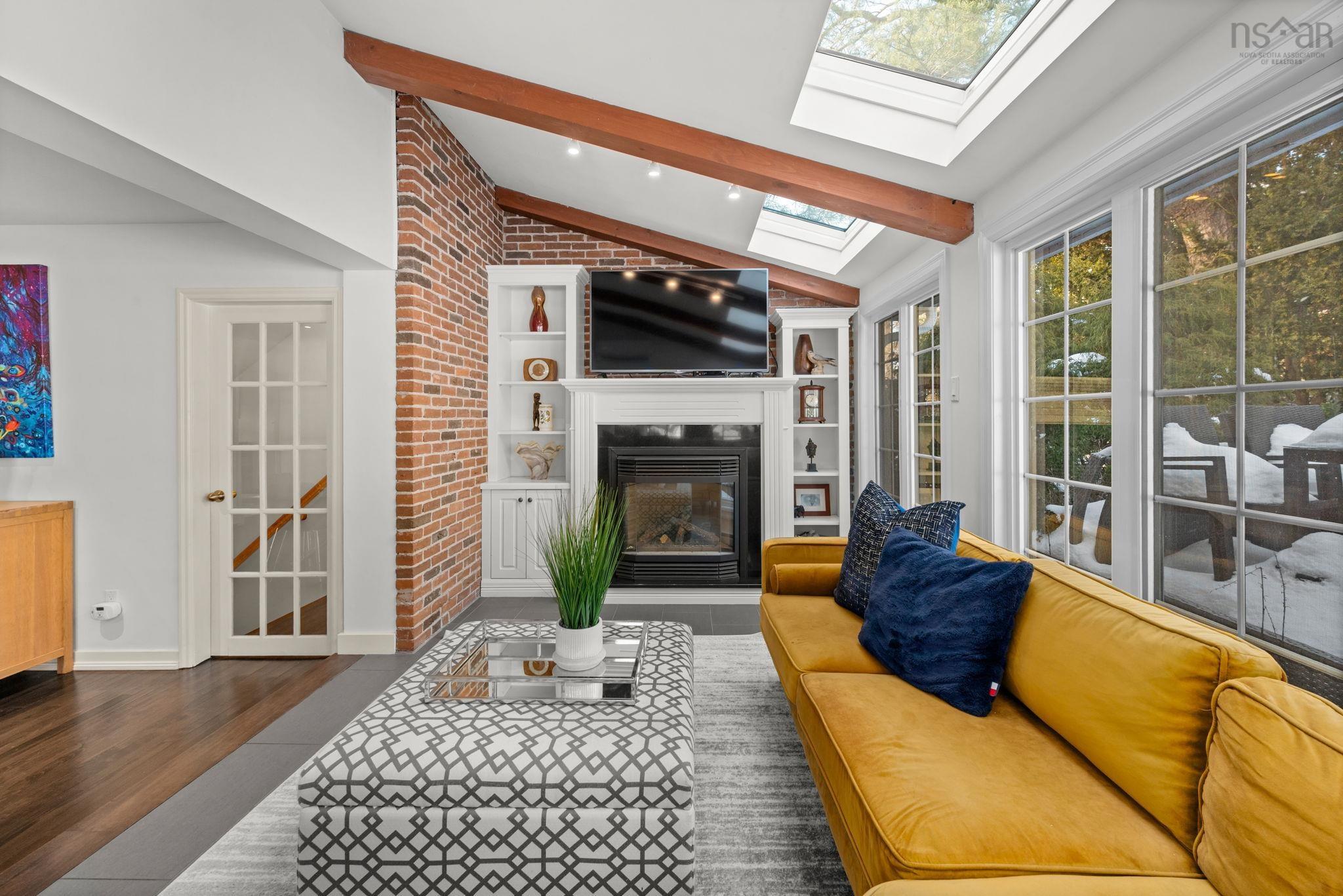 $2,395,000.00: 523 Francklyn Street, Halifax