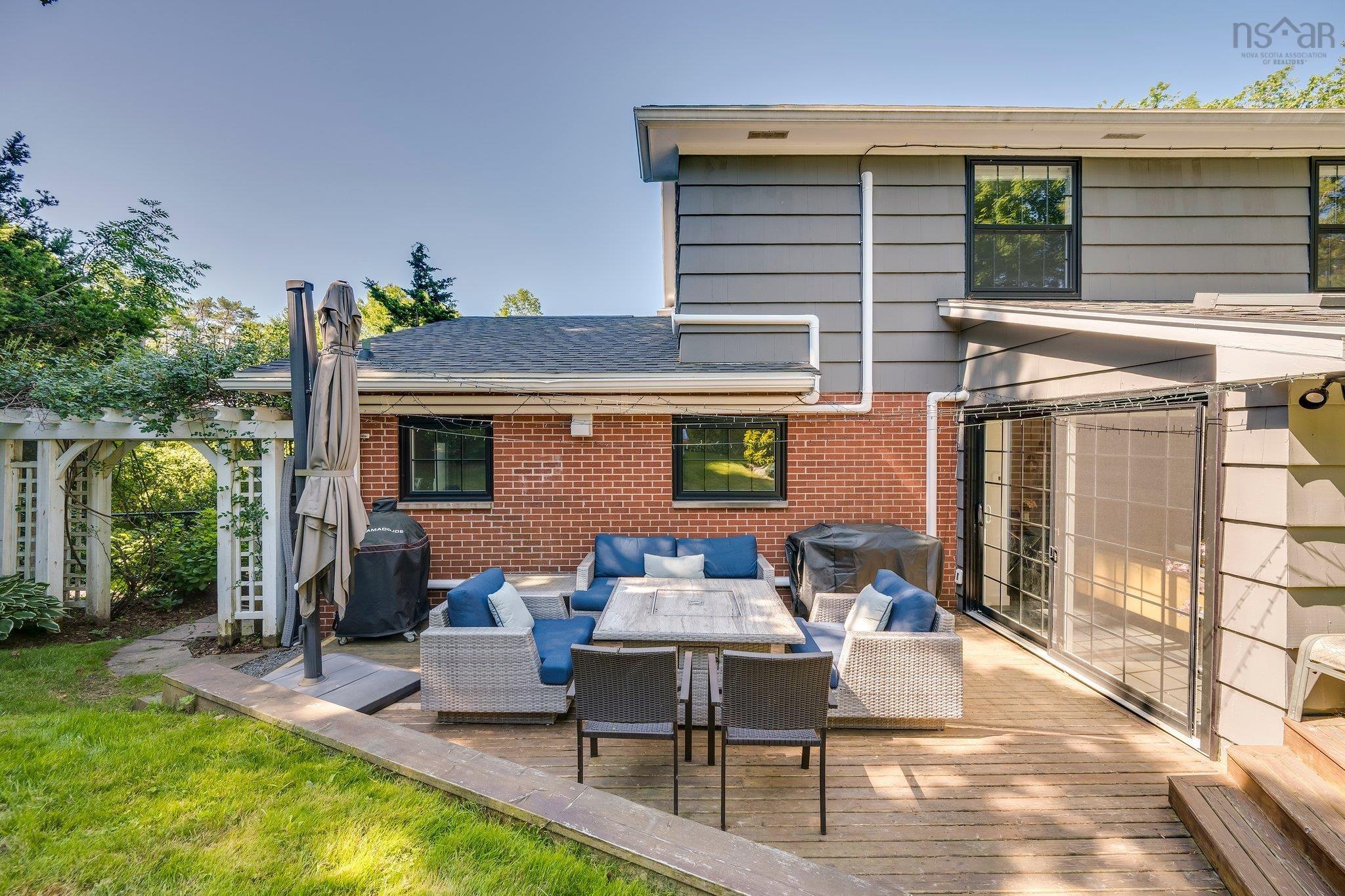 $2,395,000.00: 523 Francklyn Street, Halifax