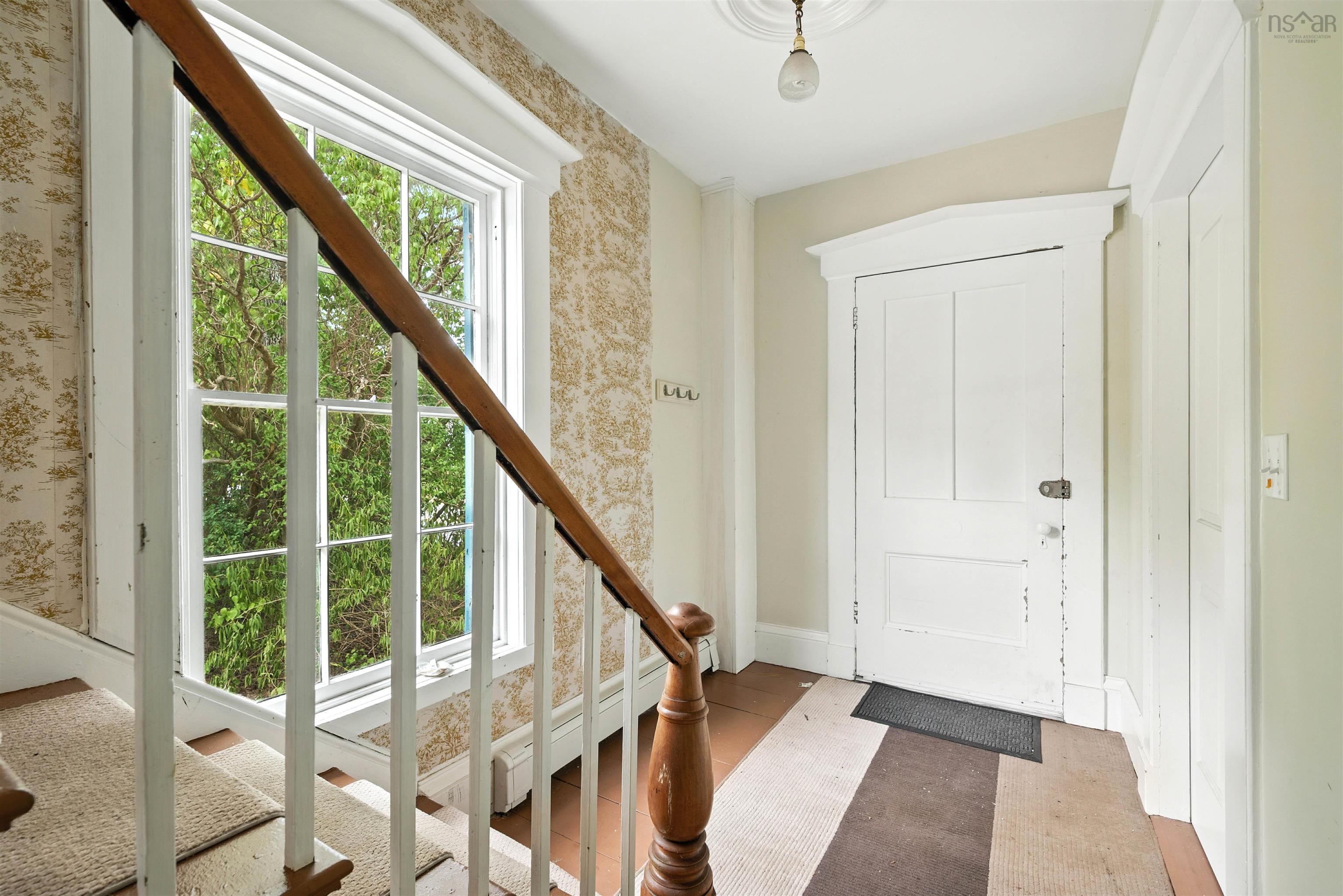 $679,000.00: 424 Main Street, Mahone Bay