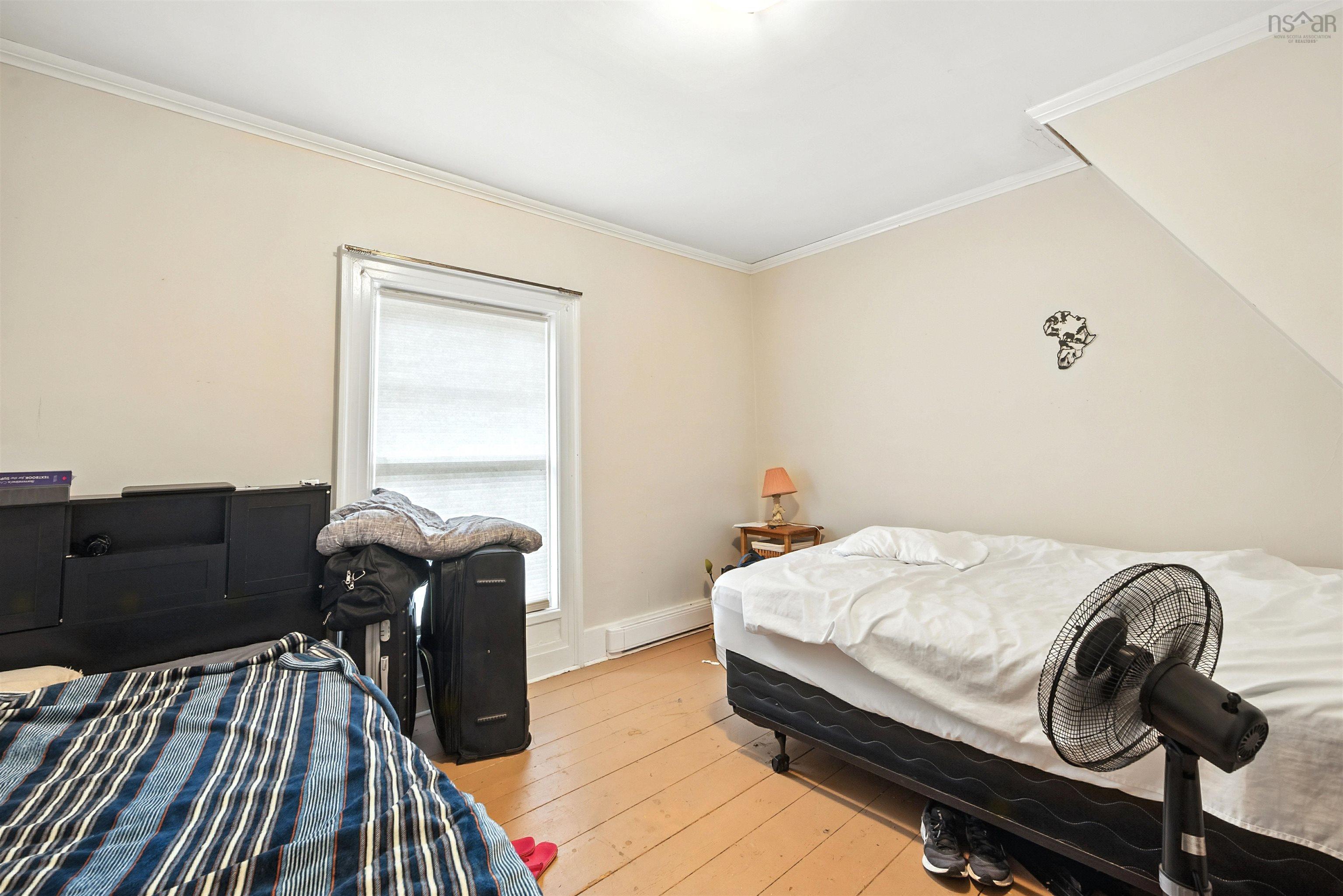 $679,000.00: 424 Main Street, Mahone Bay