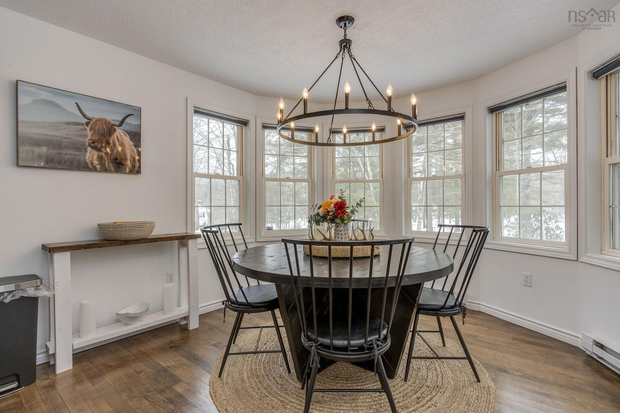 $689,900.00: 2923 Borden Street, Coldbrook