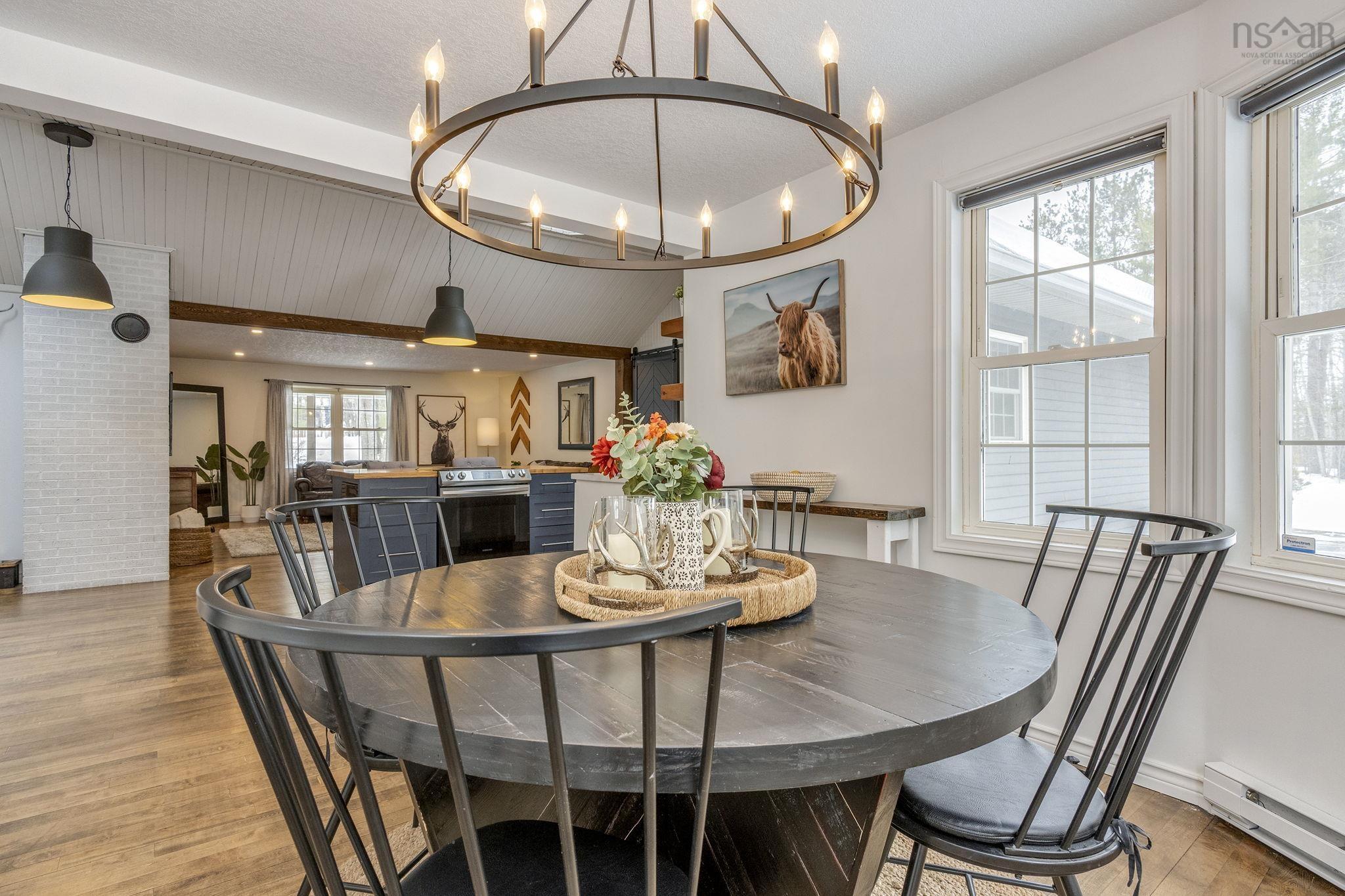 $689,900.00: 2923 Borden Street, Coldbrook