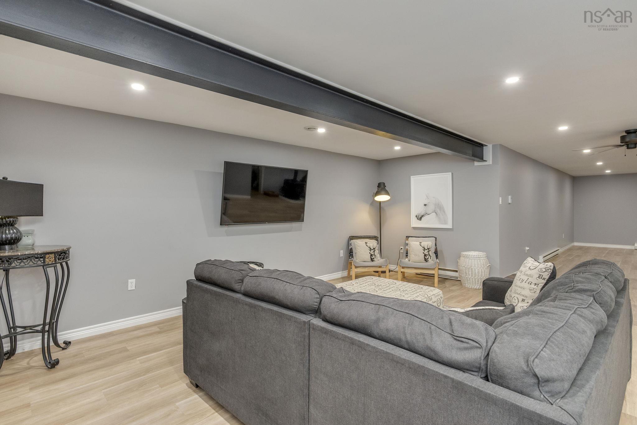 $689,900.00: 2923 Borden Street, Coldbrook