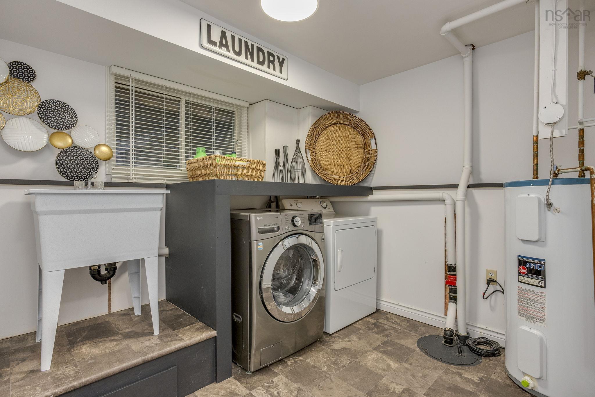 $689,900.00: 2923 Borden Street, Coldbrook