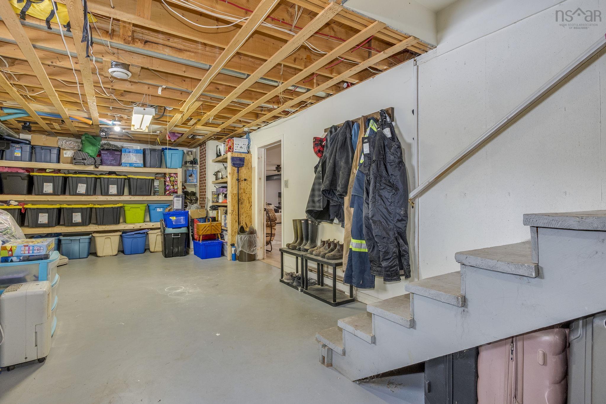 $689,900.00: 2923 Borden Street, Coldbrook