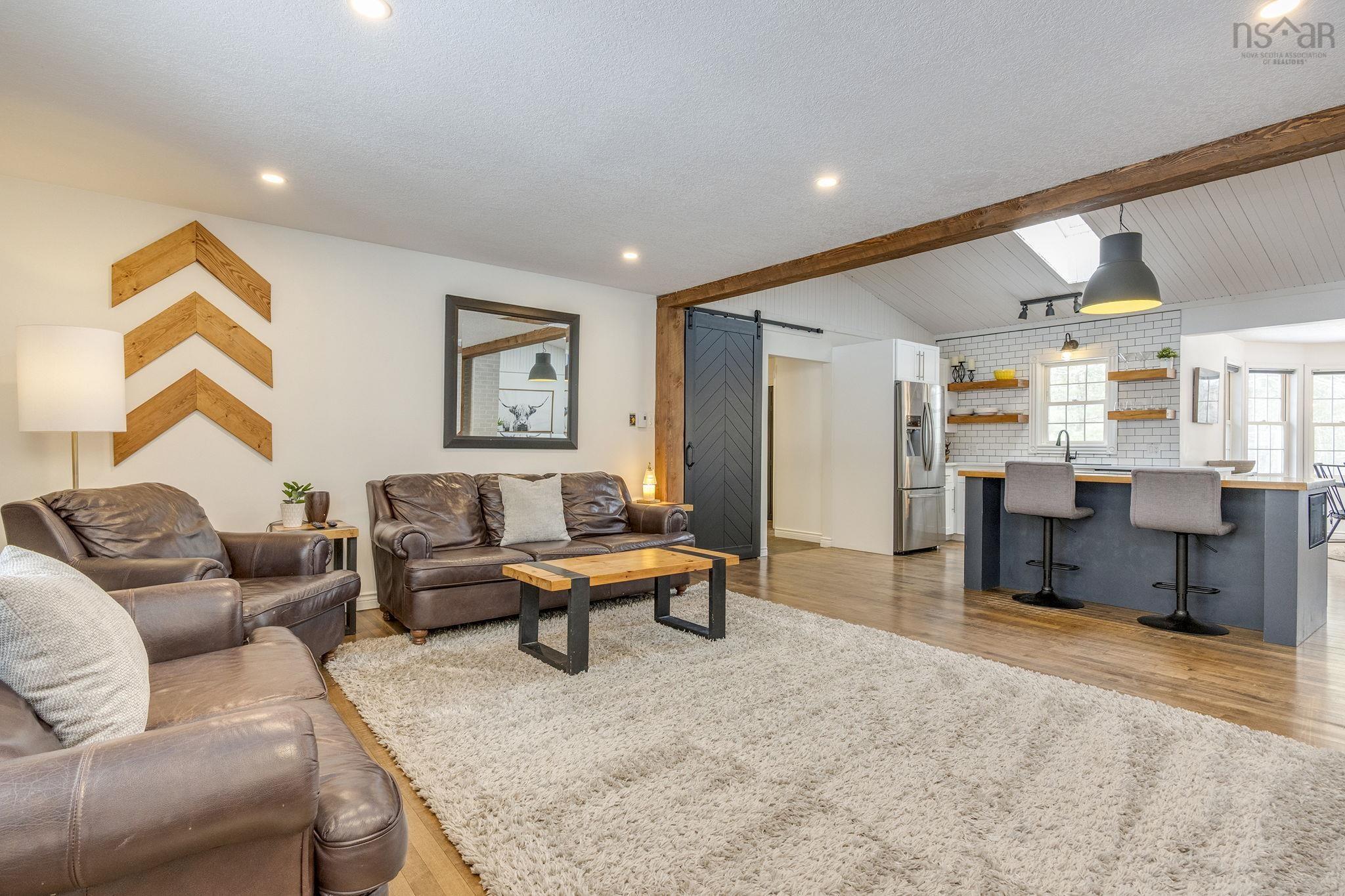 $689,900.00: 2923 Borden Street, Coldbrook