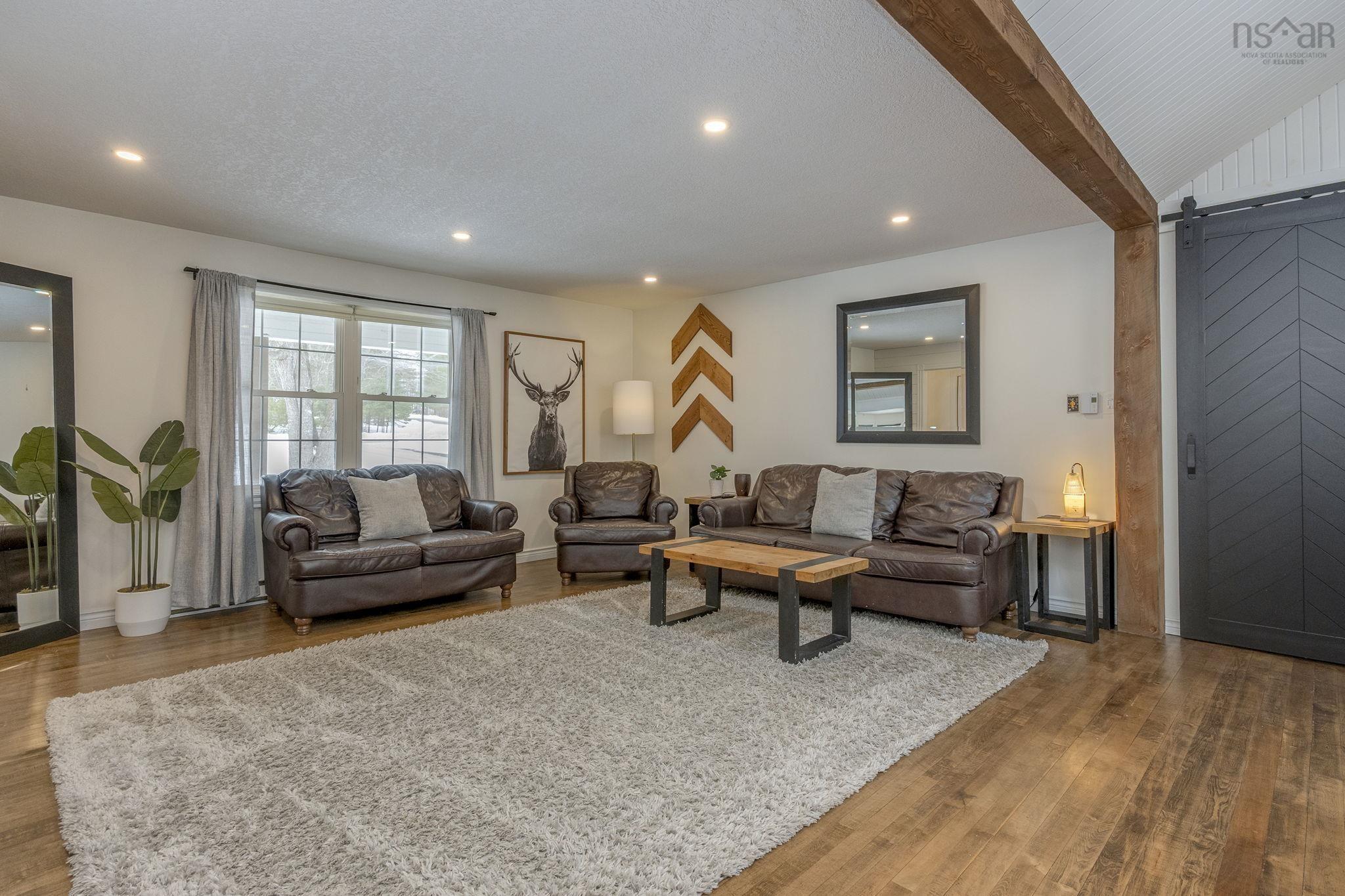 $689,900.00: 2923 Borden Street, Coldbrook