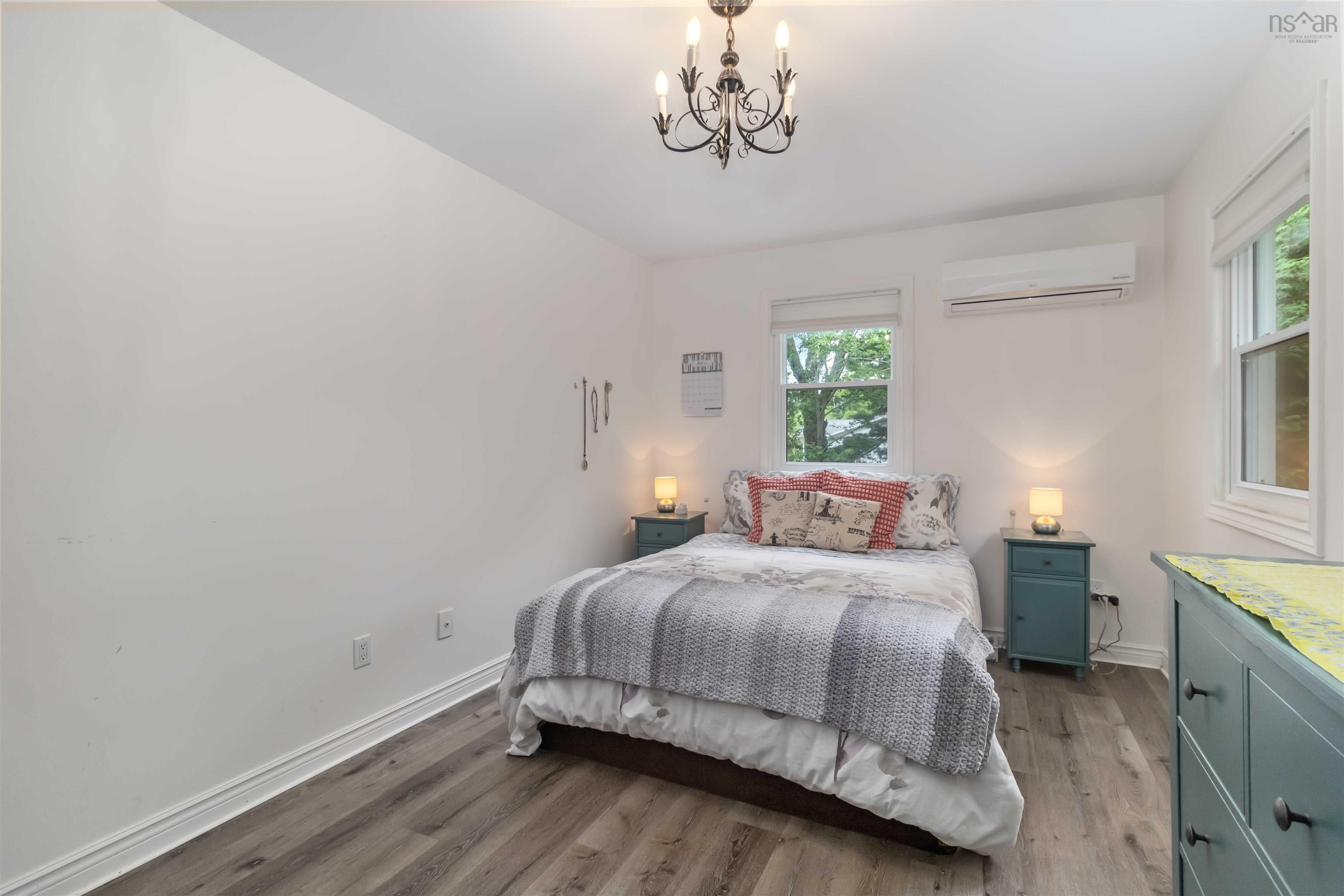 $575,000.00: 336 West Street, Milton