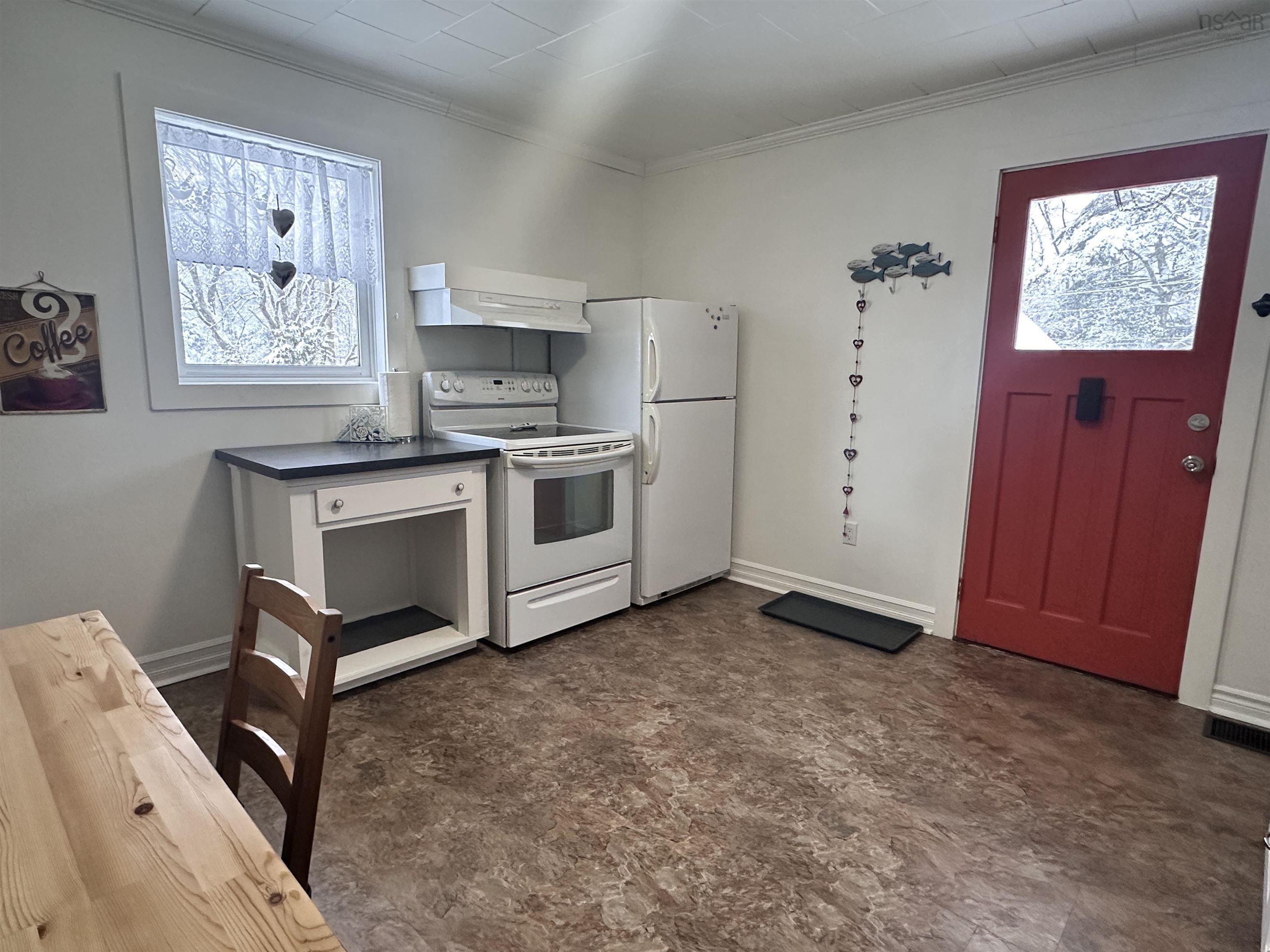 $575,000.00: 336 West Street, Milton