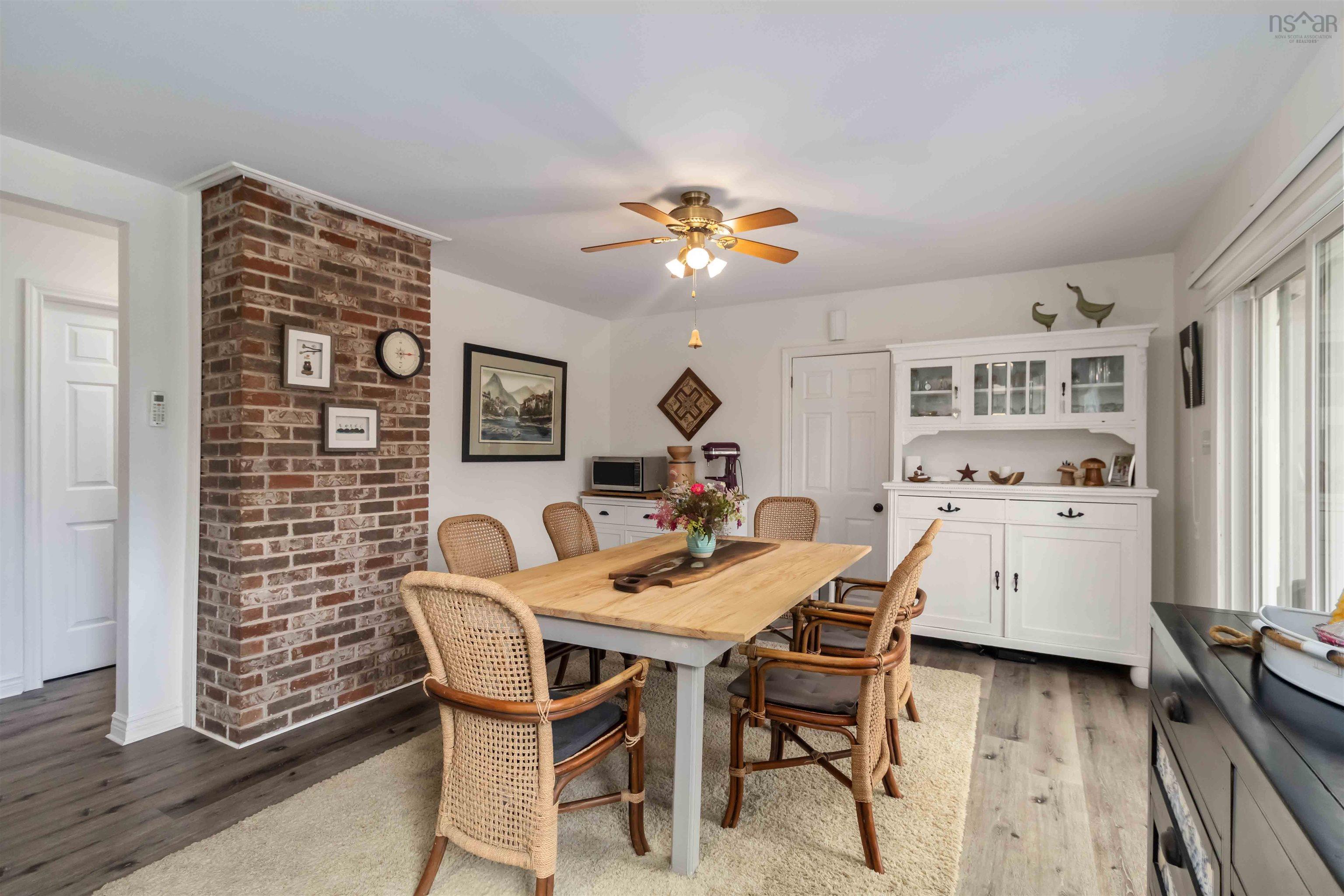 $575,000.00: 336 West Street, Milton