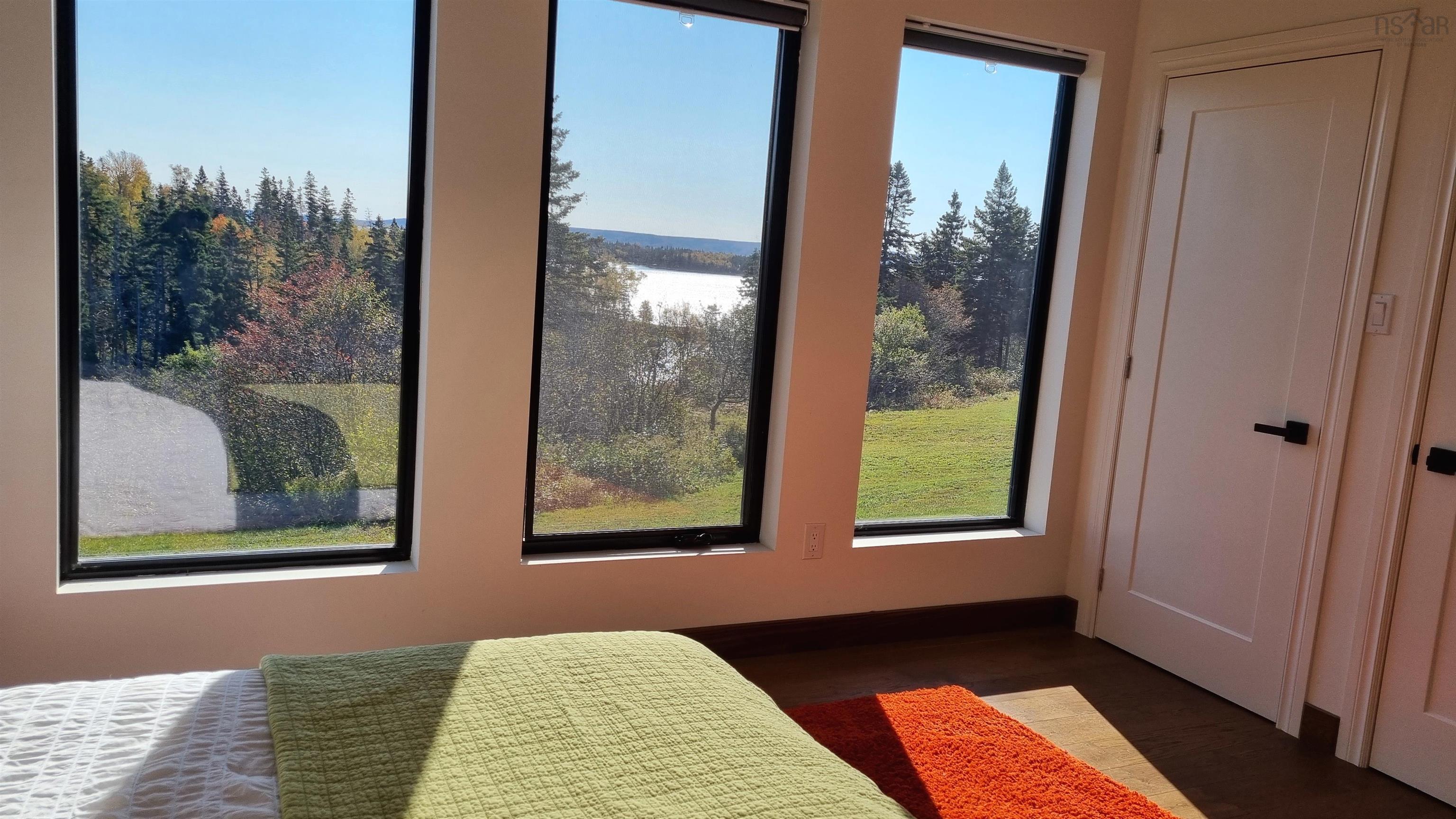 $545,900.00: 1494 Big Harbour Island, Big Harbour Island