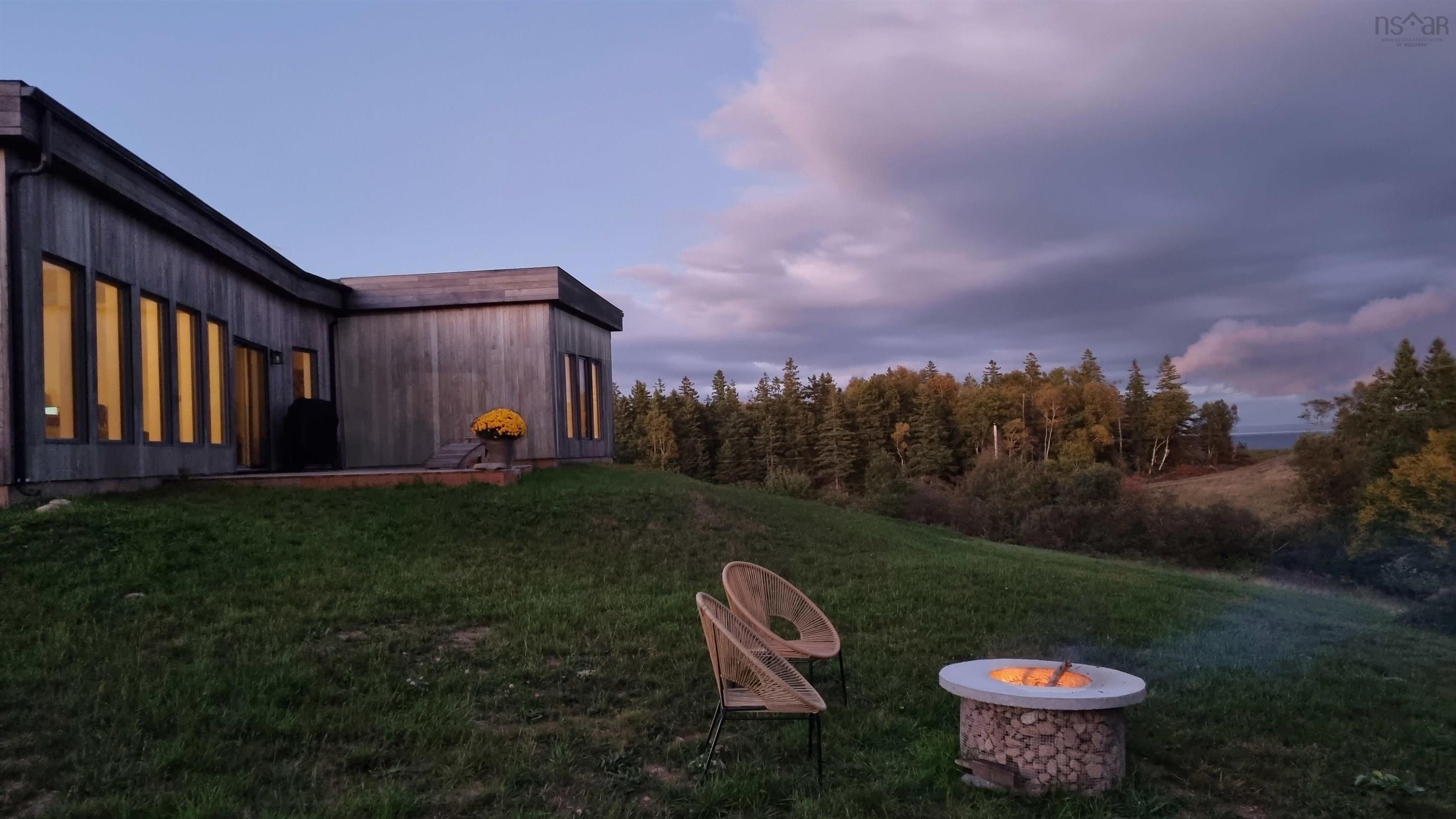 $545,900.00: 1494 Big Harbour Island, Big Harbour Island