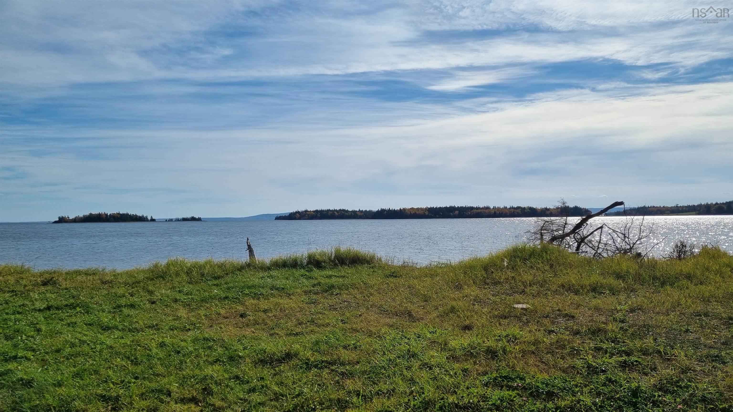 $545,900.00: 1494 Big Harbour Island, Big Harbour Island