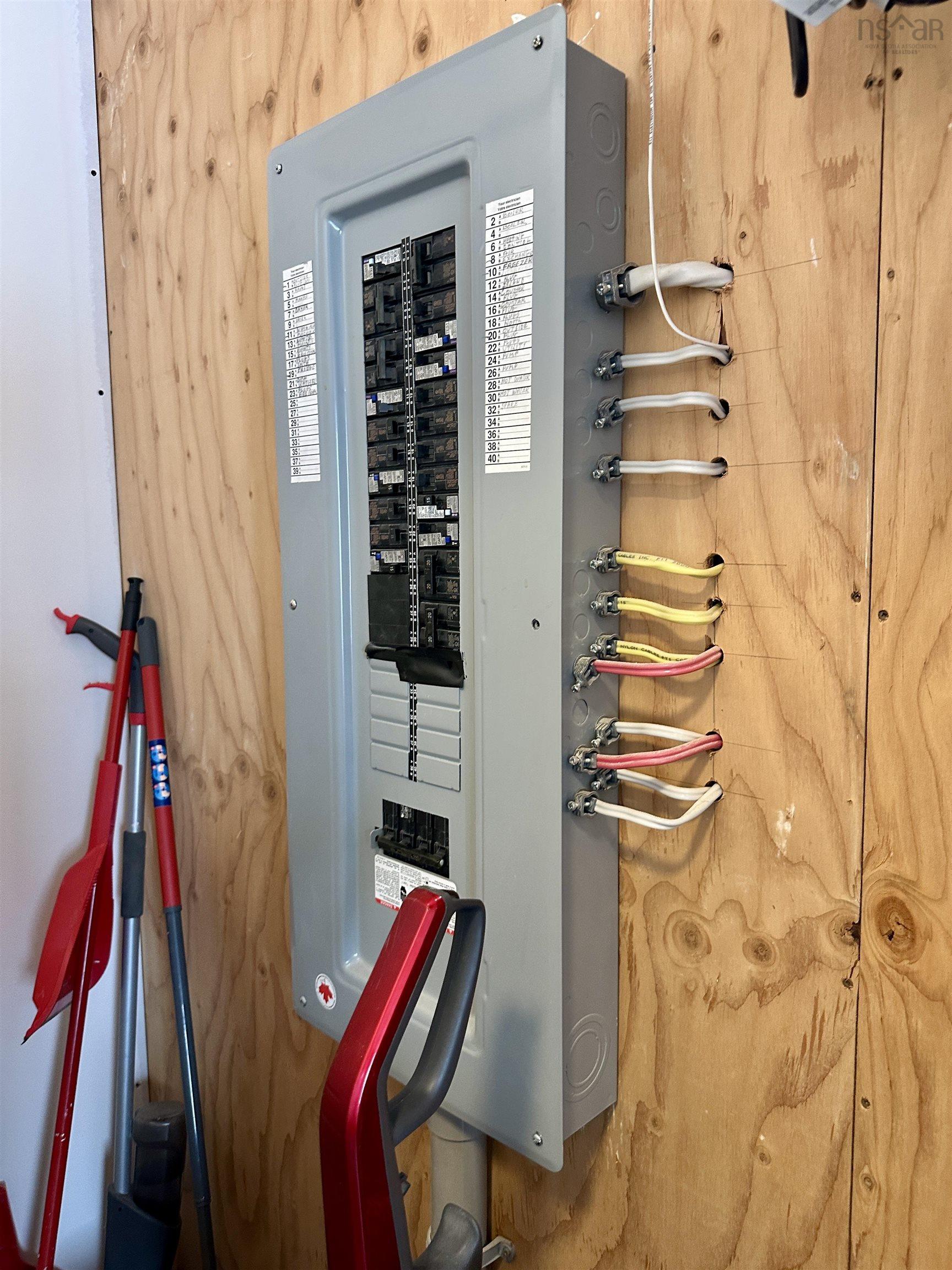 $545,900.00: 1494 Big Harbour Island, Big Harbour Island