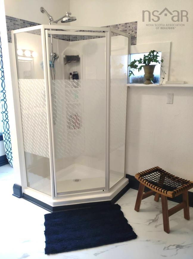 $575,000.00: 336 West Street, Milton