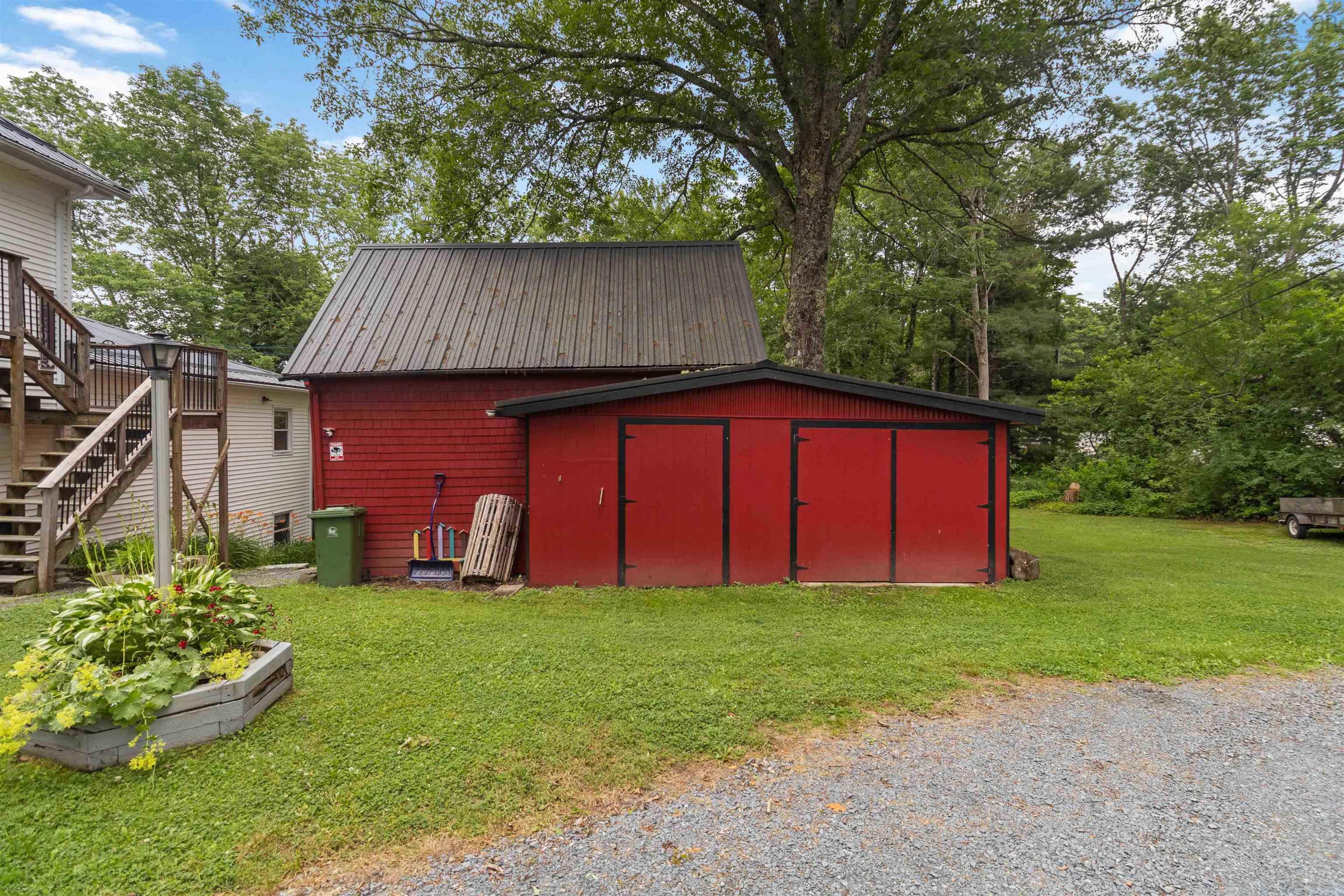 $575,000.00: 336 West Street, Milton