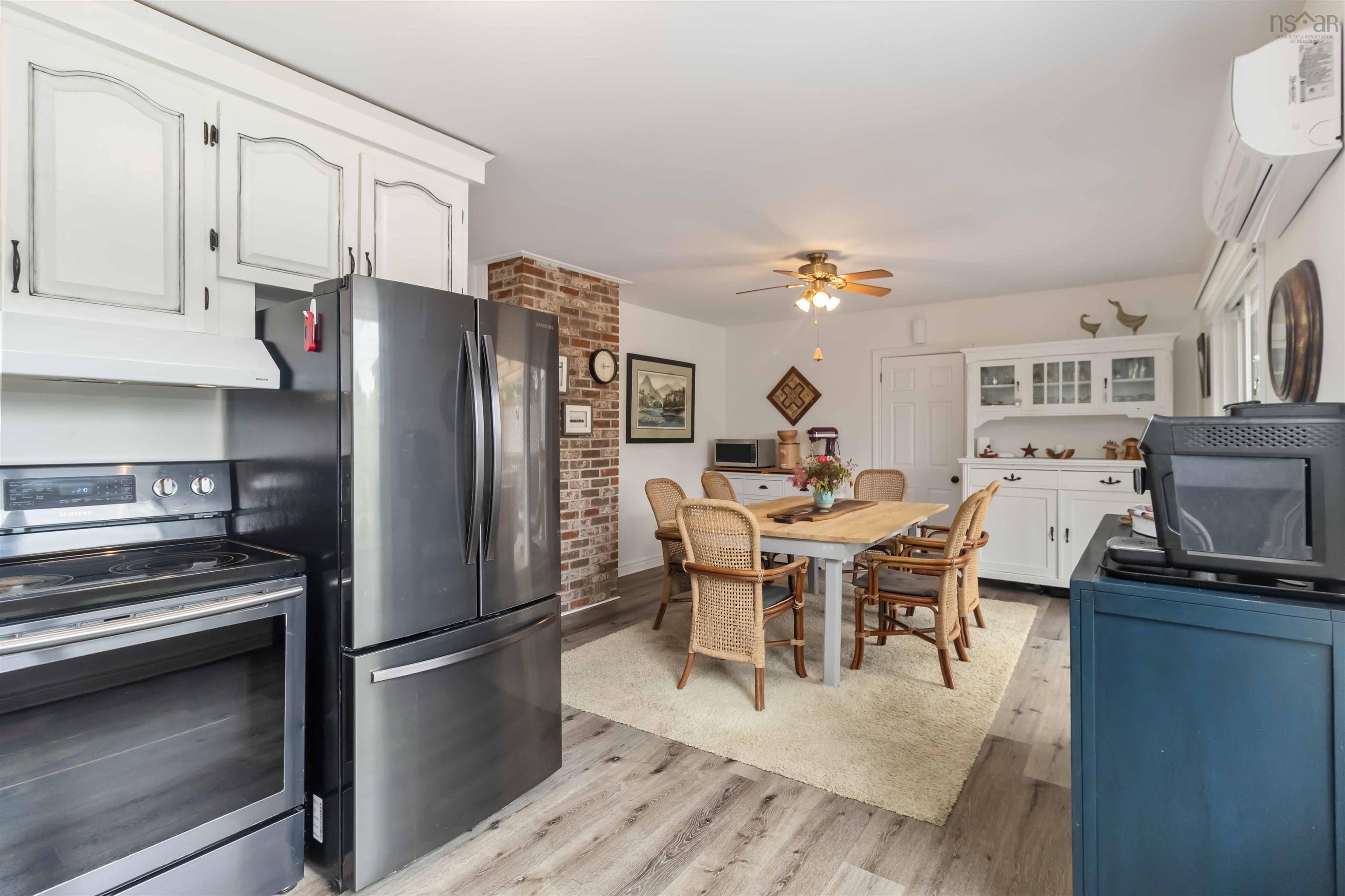 $575,000.00: 336 West Street, Milton