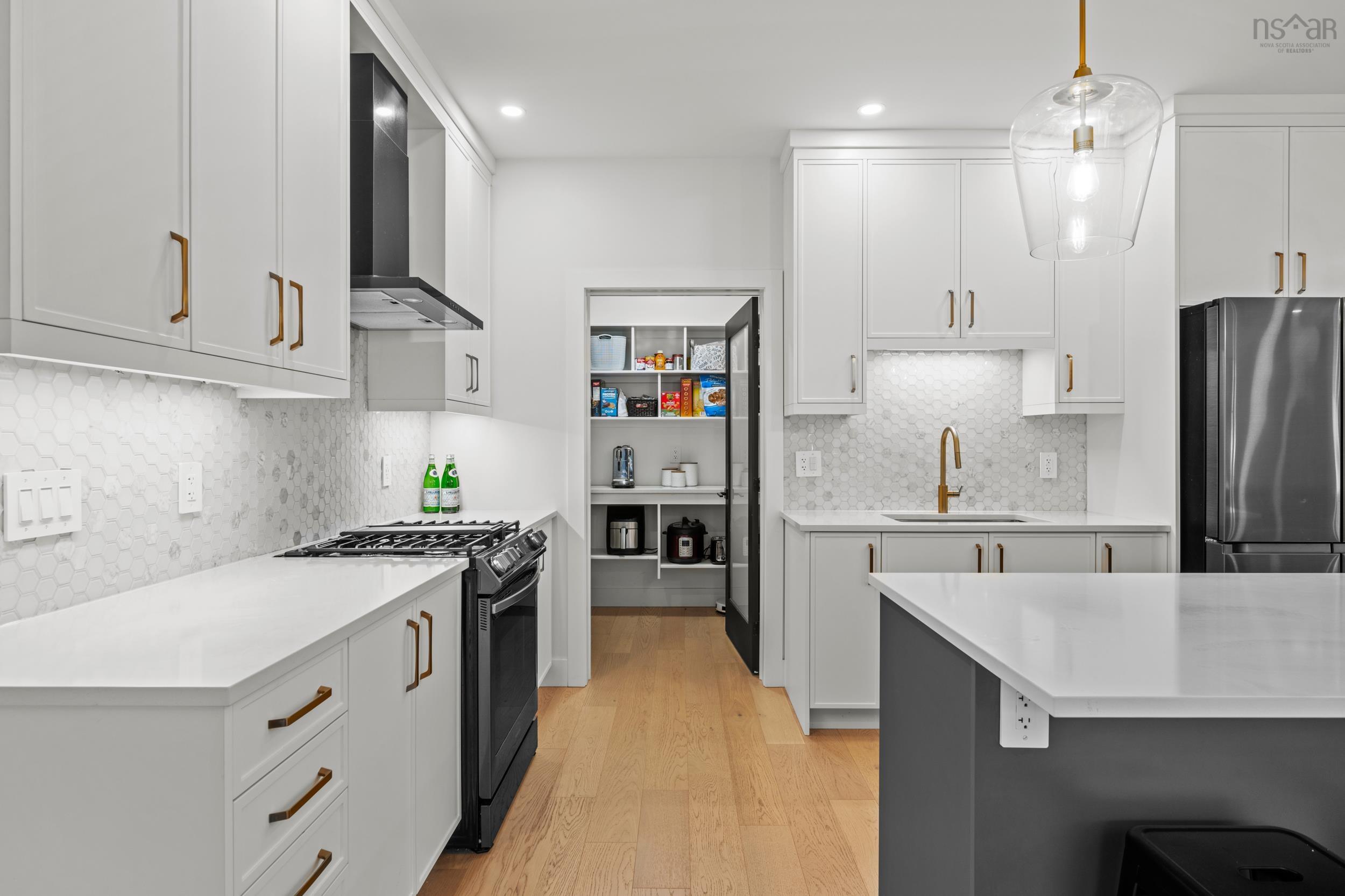 $1,219,900.00: 220 Talus Avenue, Bedford